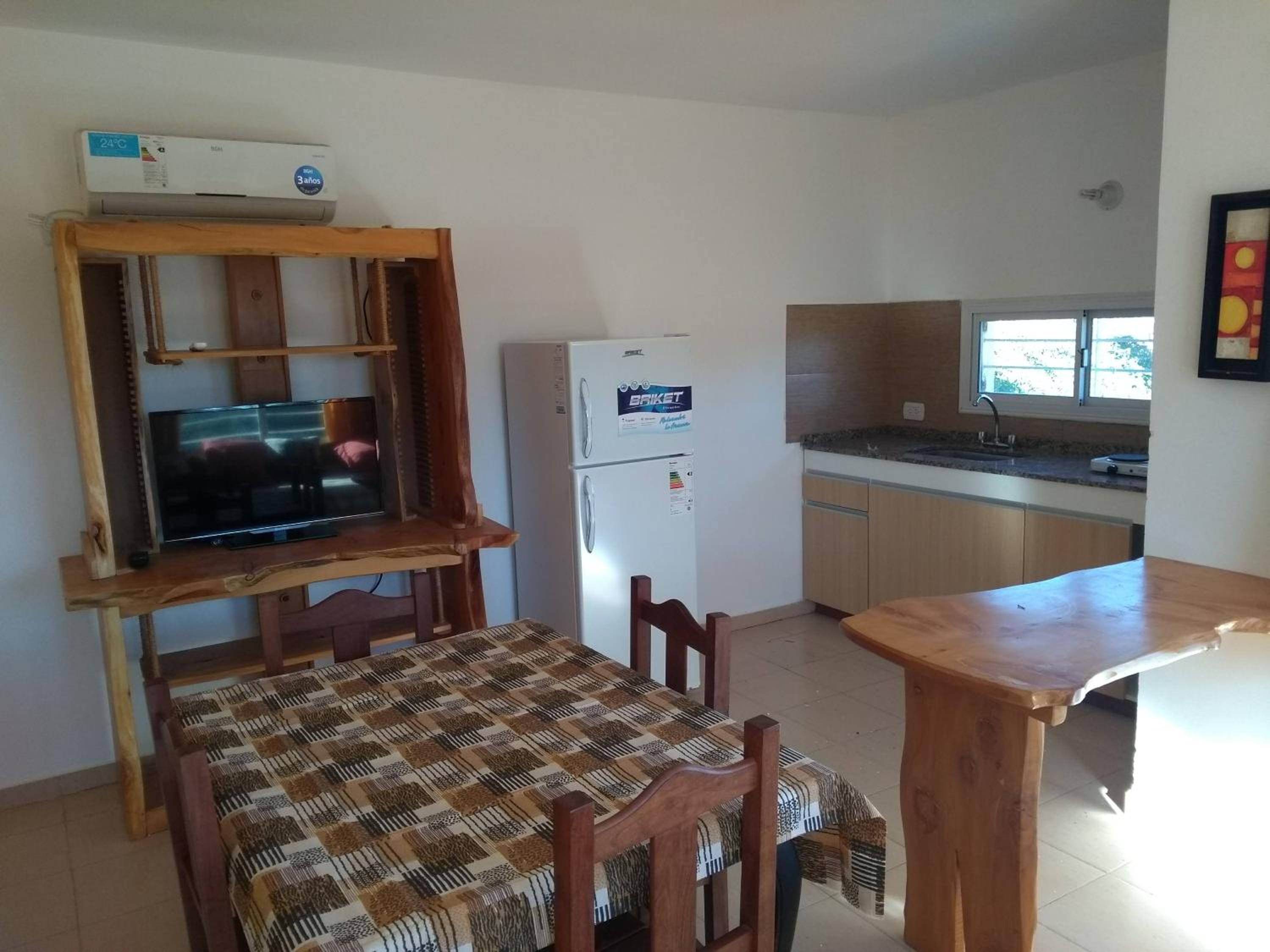 One-Bedroom Apartment photo 2