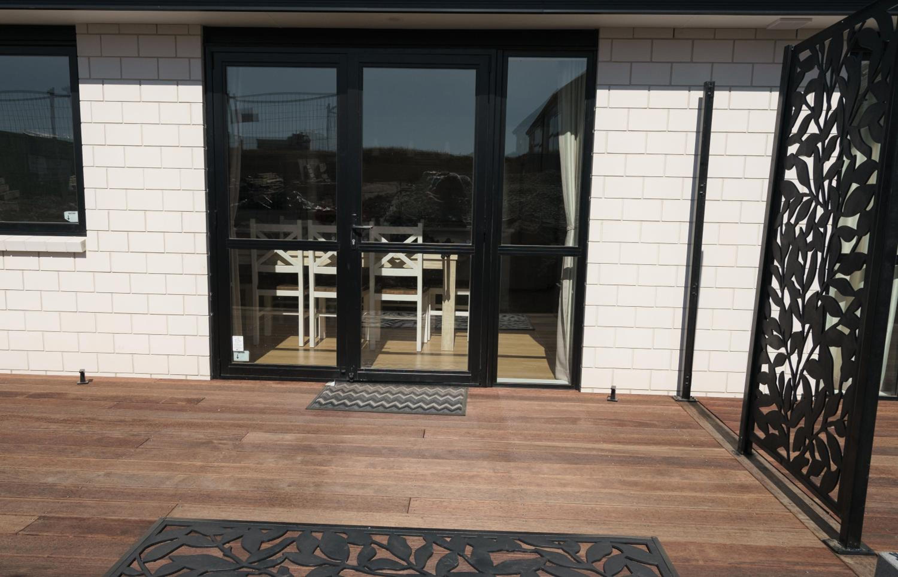Three-Bedroom Apartment - Photo 16