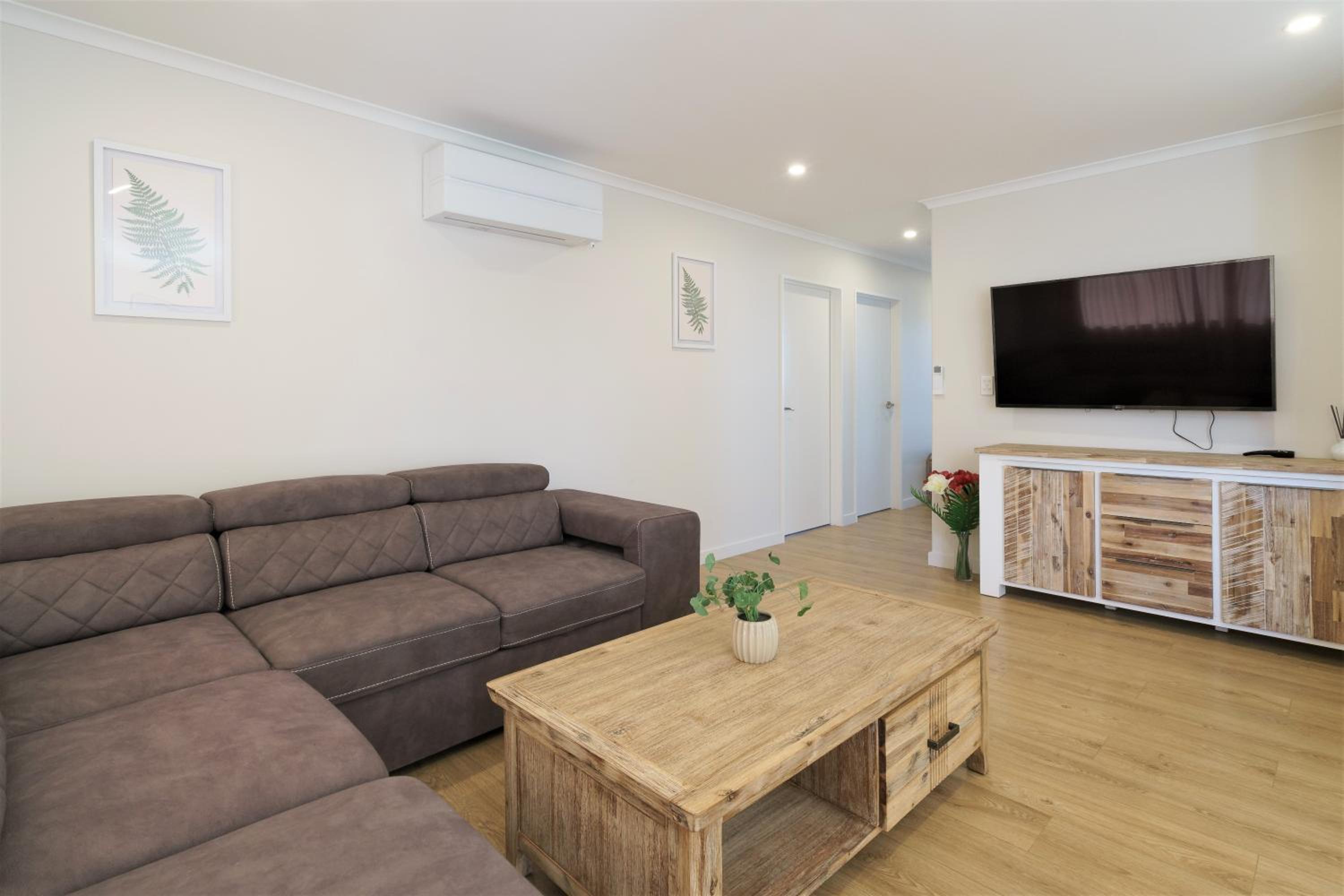Three-Bedroom Apartment - Photo 1