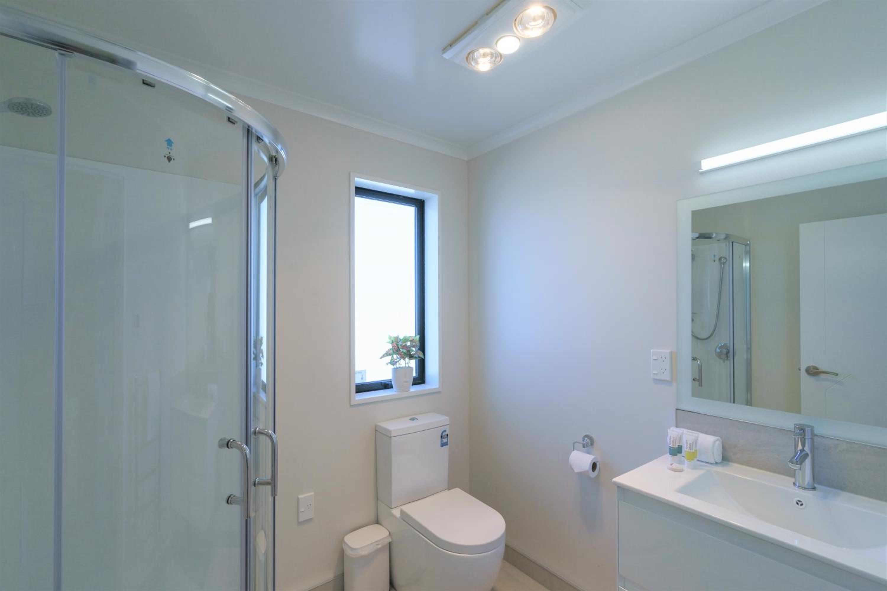 Three-Bedroom Apartment - Photo 13