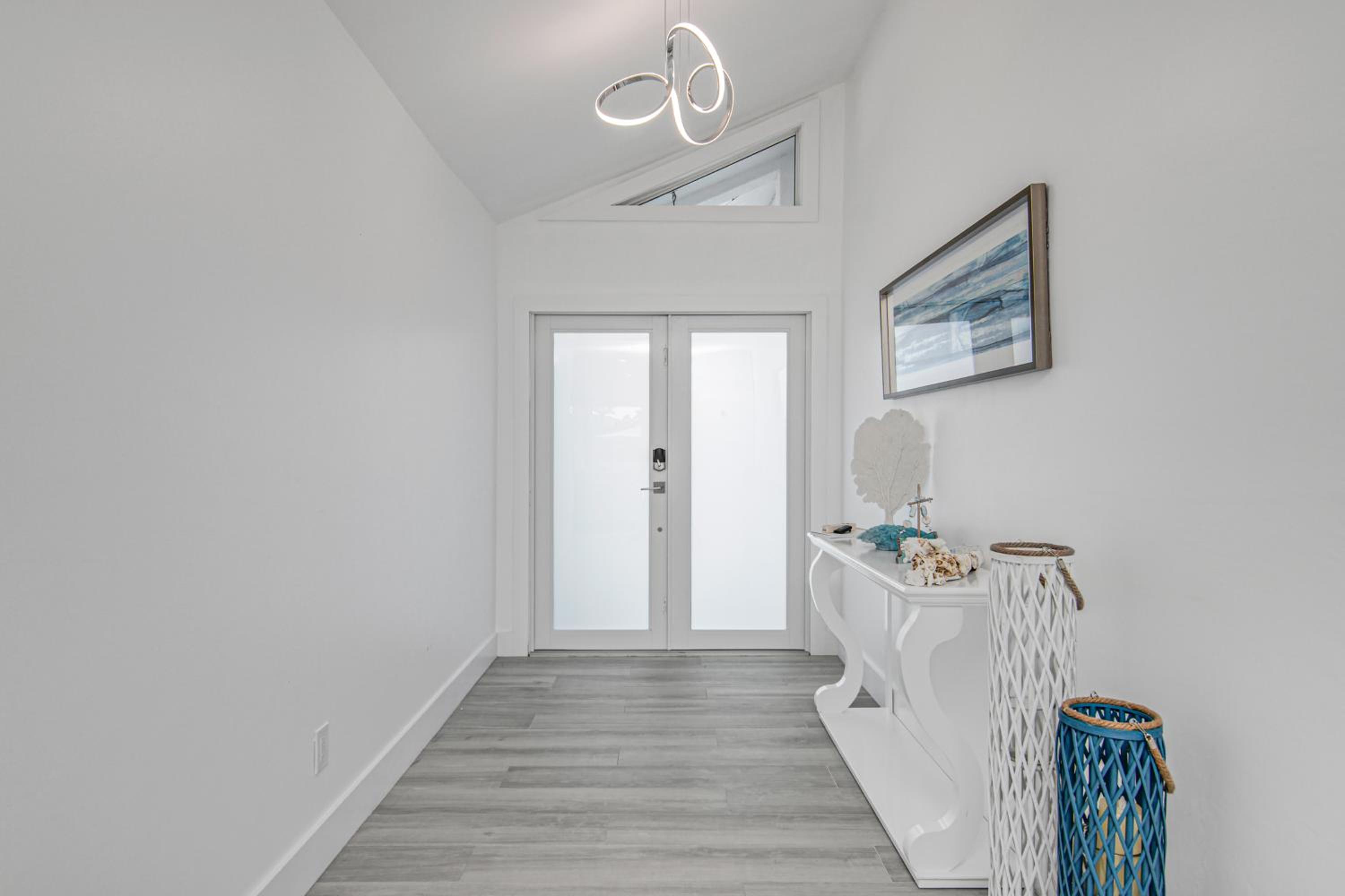 Three-Bedroom House photo 1