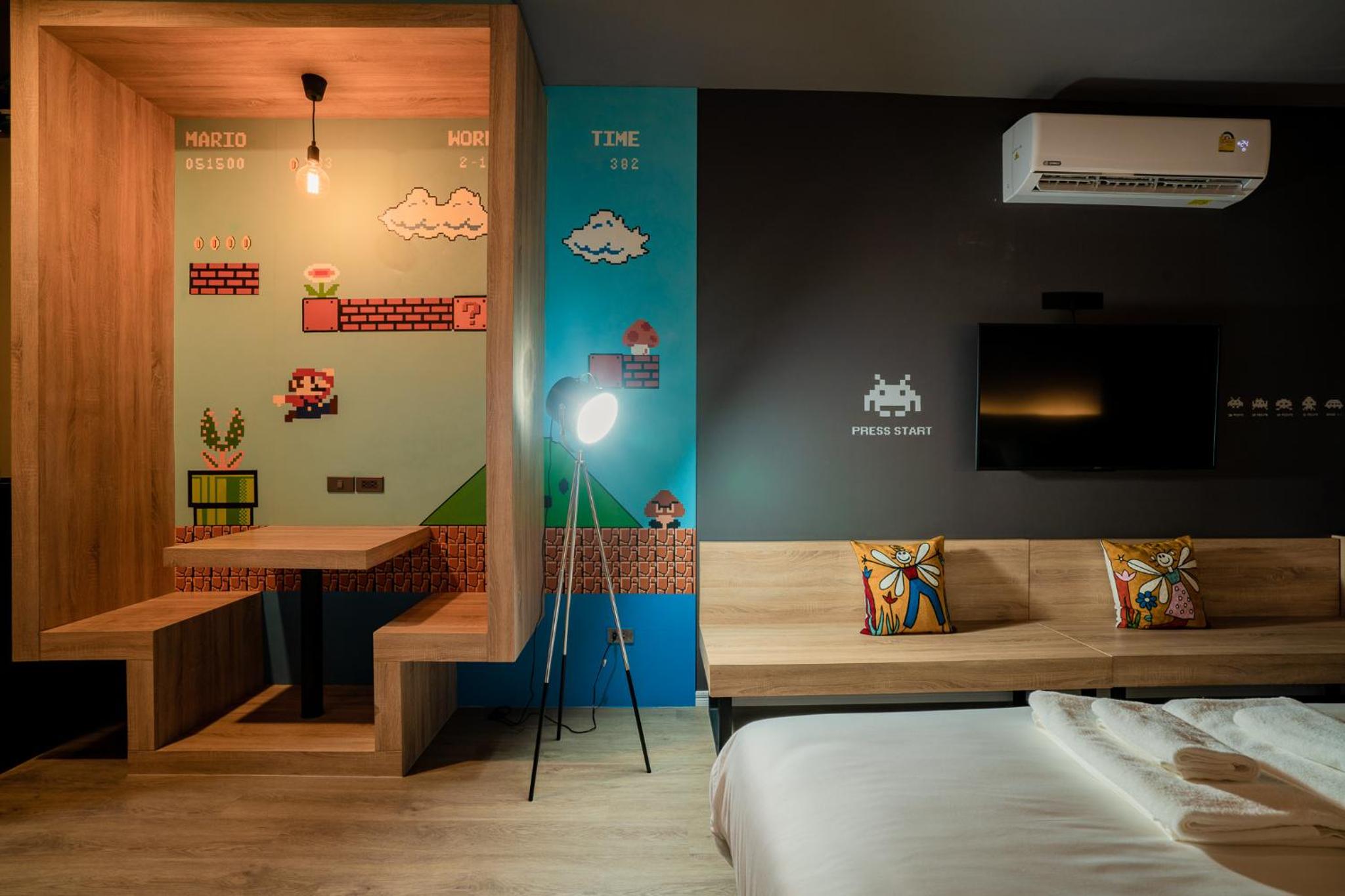 Family Suite with Balcony - Photo 1