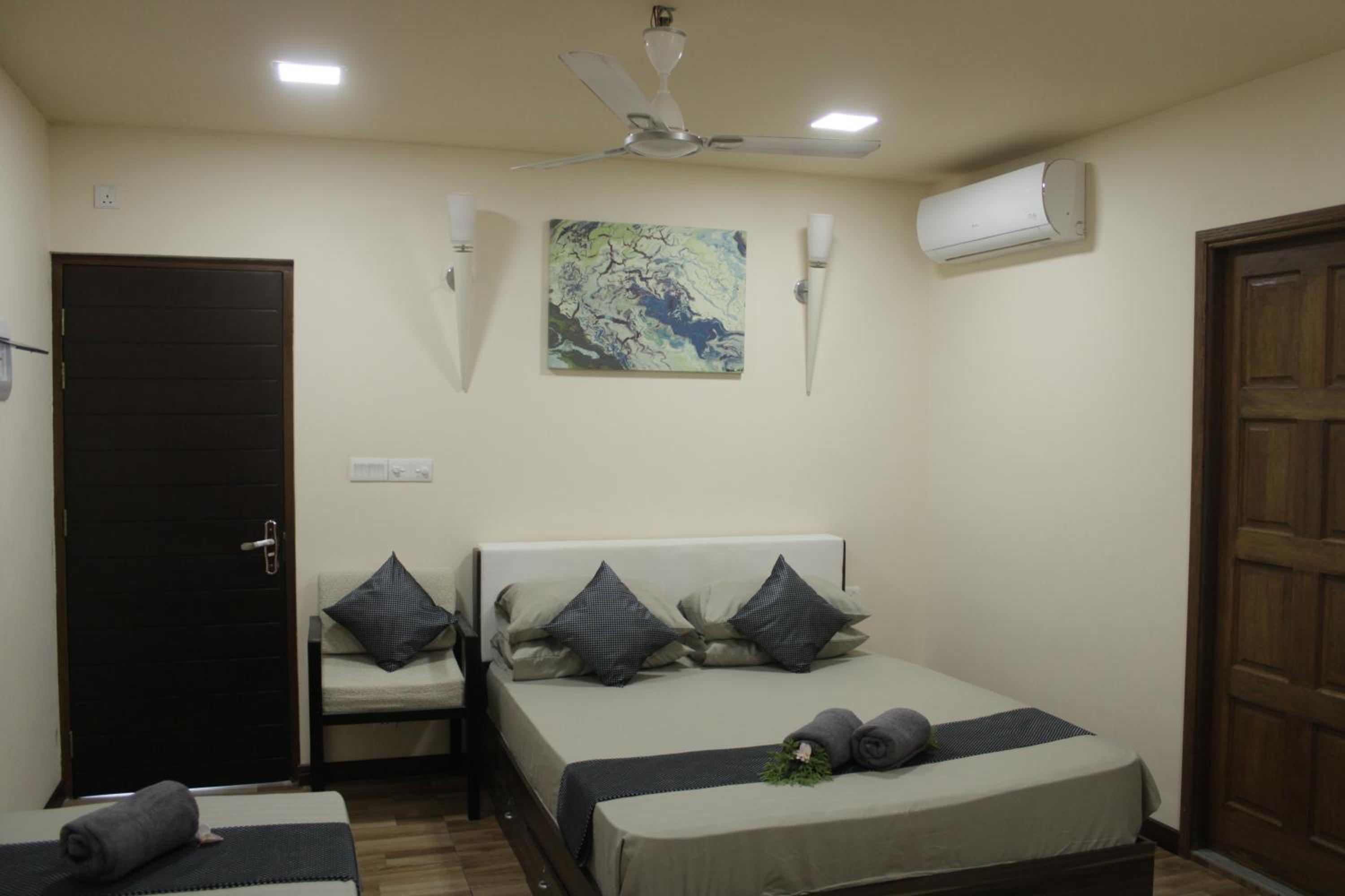 Family Room with Balcony - Photo 1