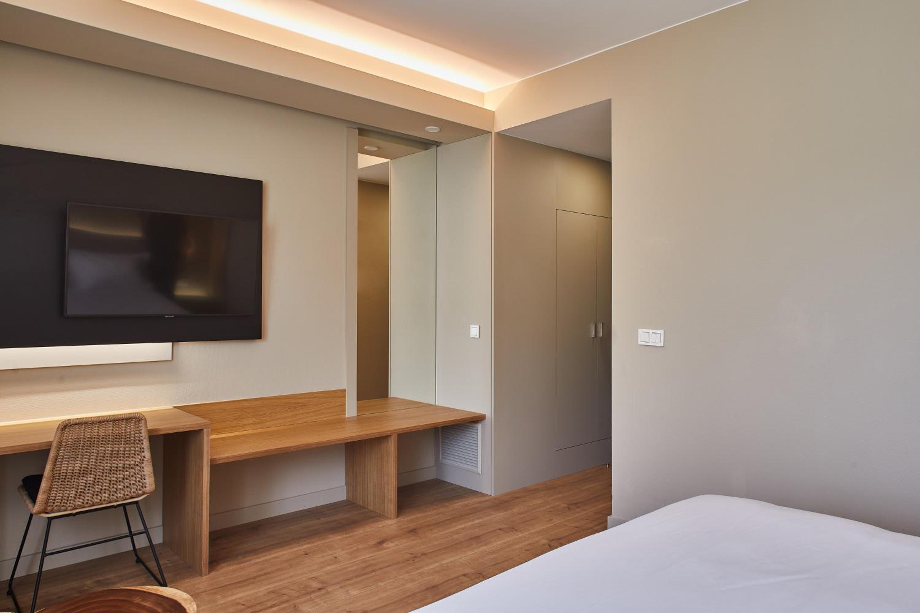 Comfort Double or Twin Room - Photo 13