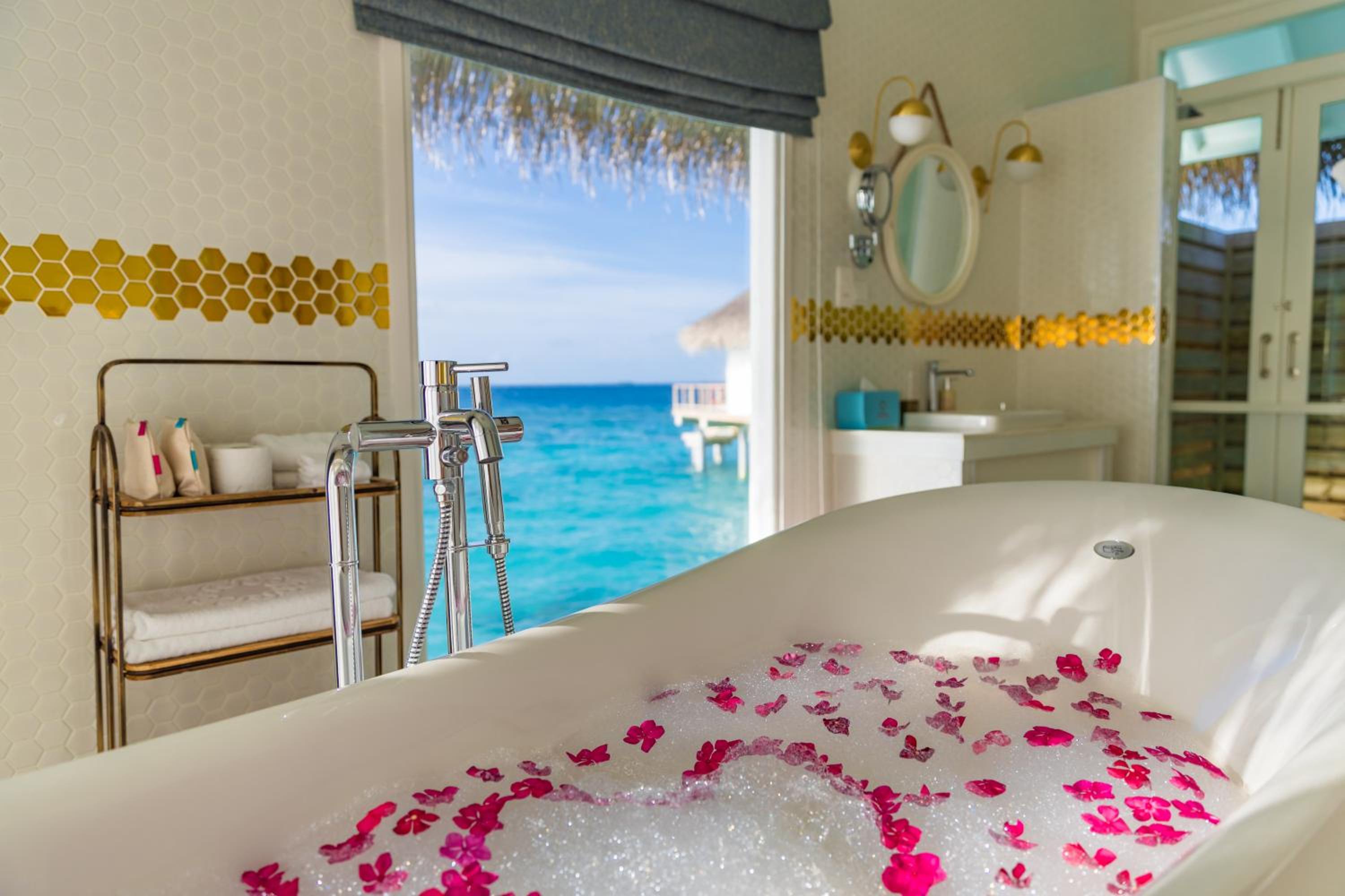 Ocean Villa with Private Pool (Free seaplane for 2 pax with min 7-night stay - All Inclusive Meal Plan only) - Photo 11