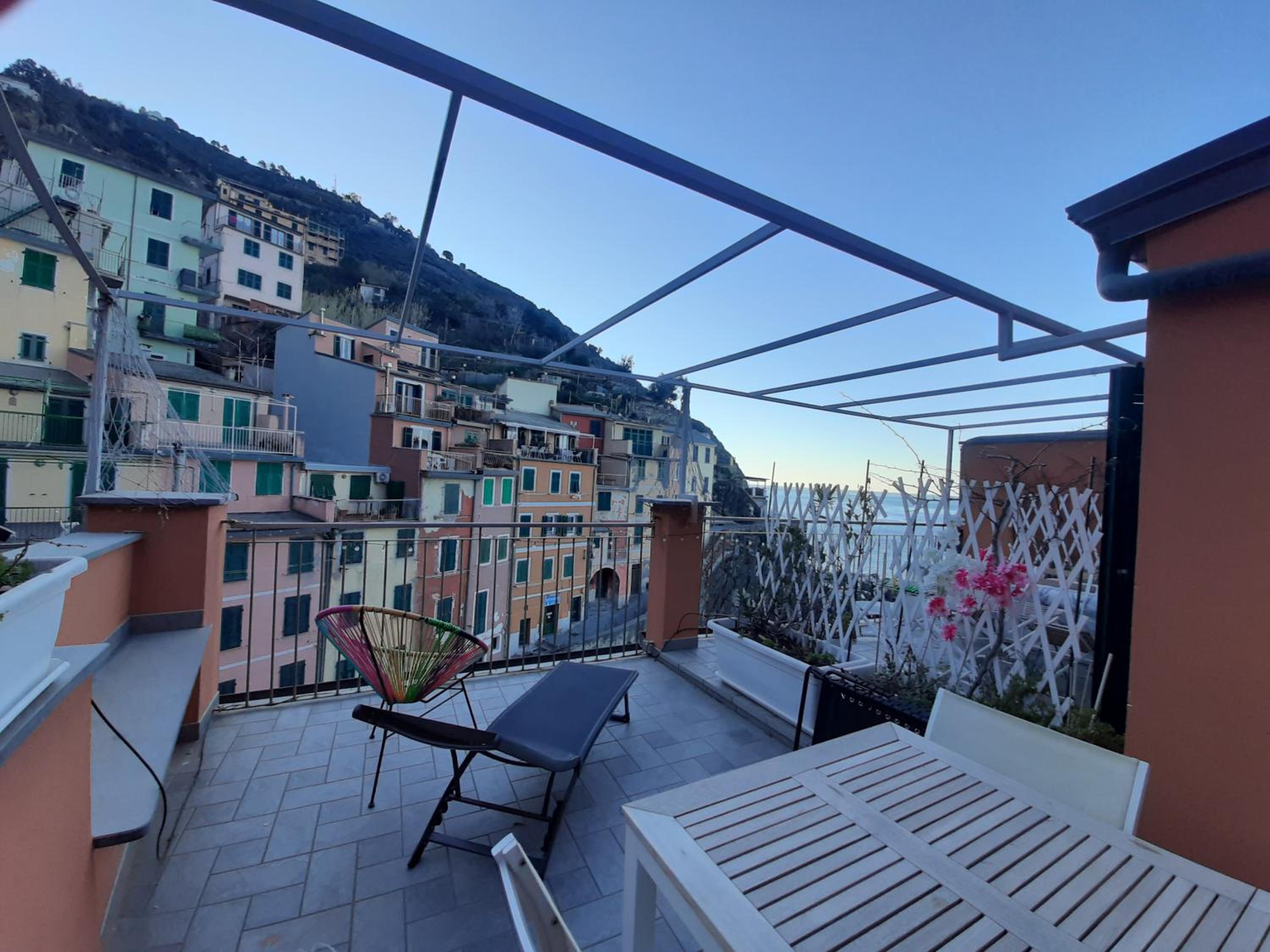 Apartment with Sea View - Photo 34