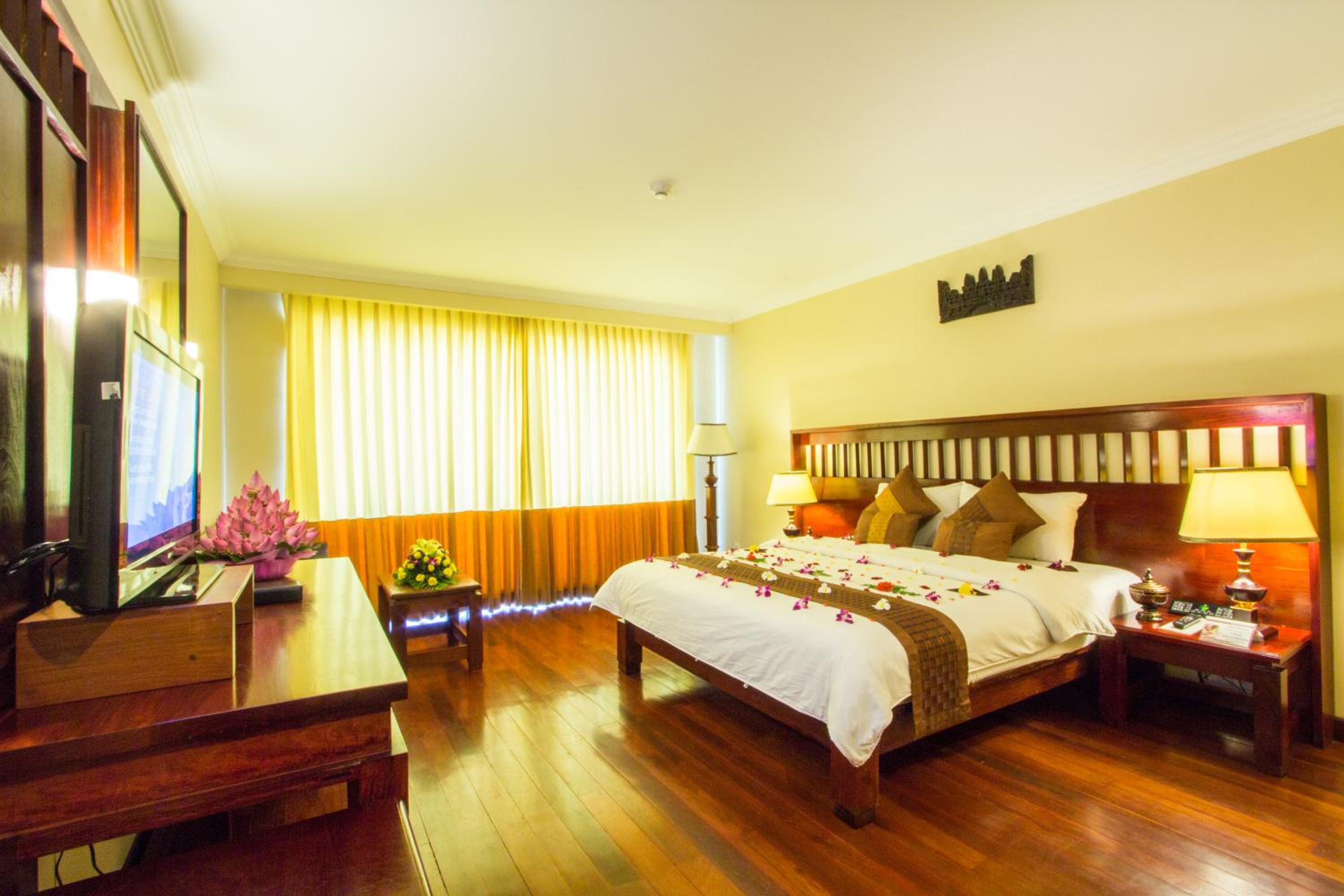 Deluxe Double or Twin Room - Photo 2
