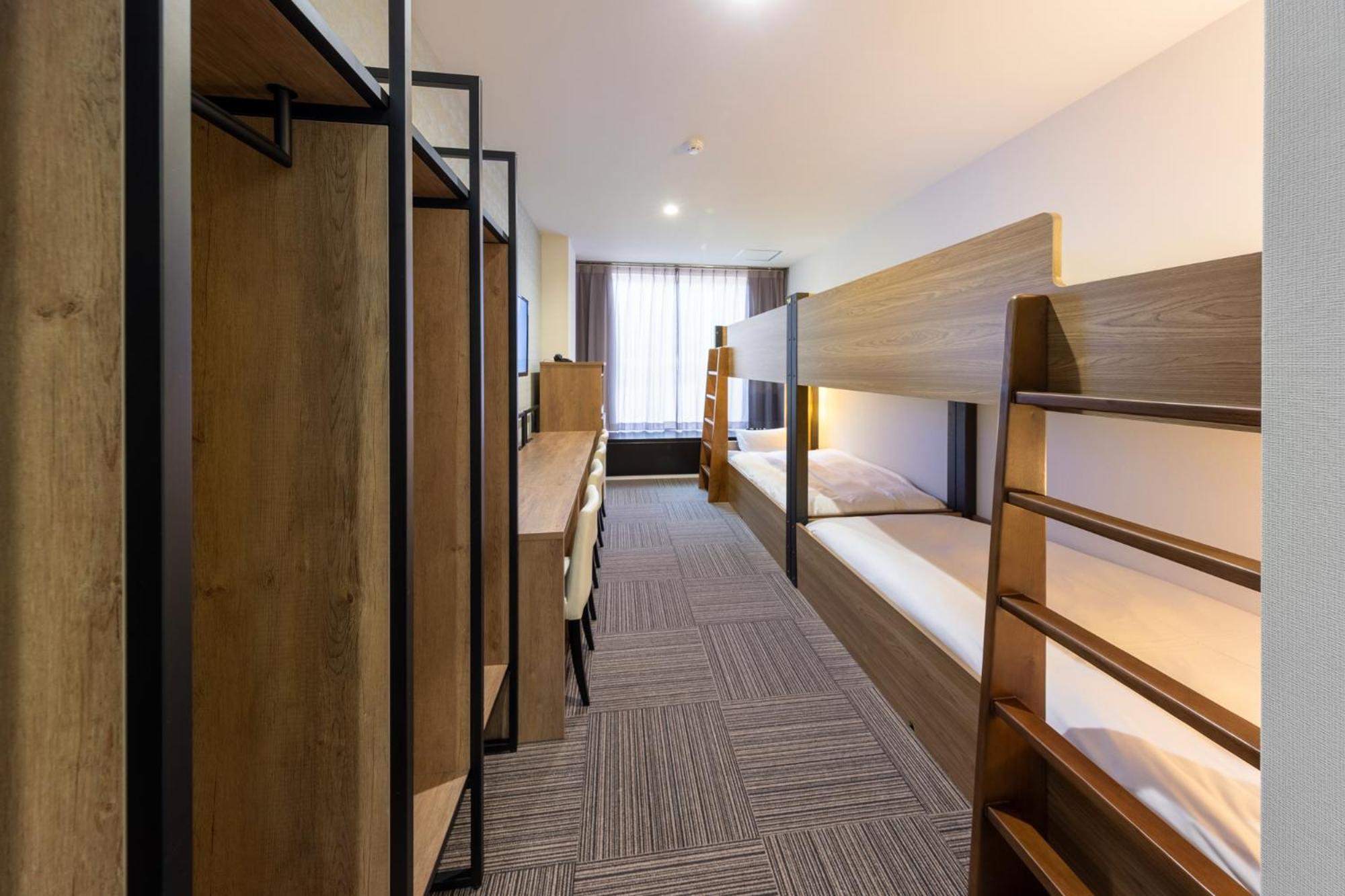 Quadruple Room - Photo 1