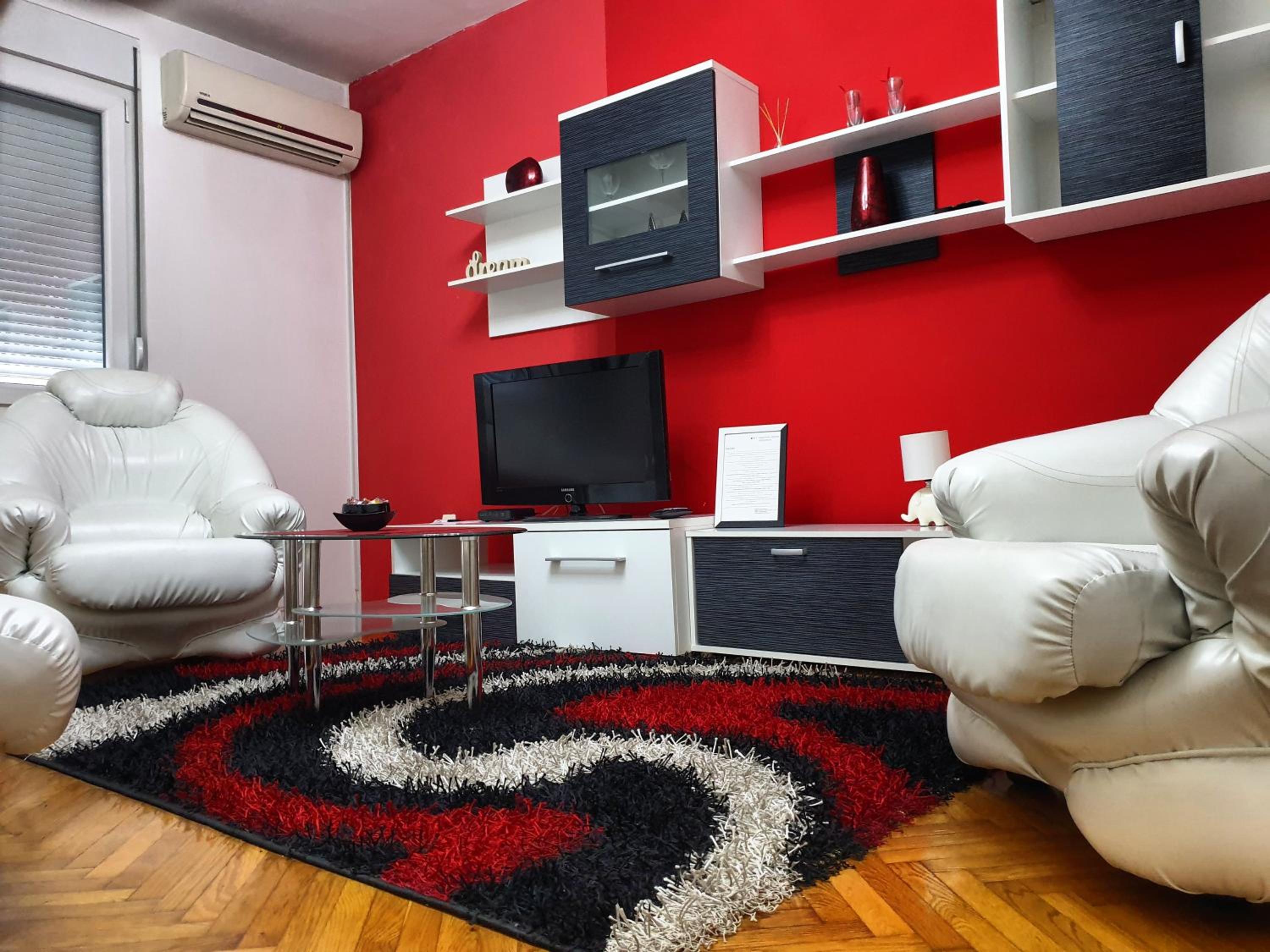 Deluxe Apartment photo 1