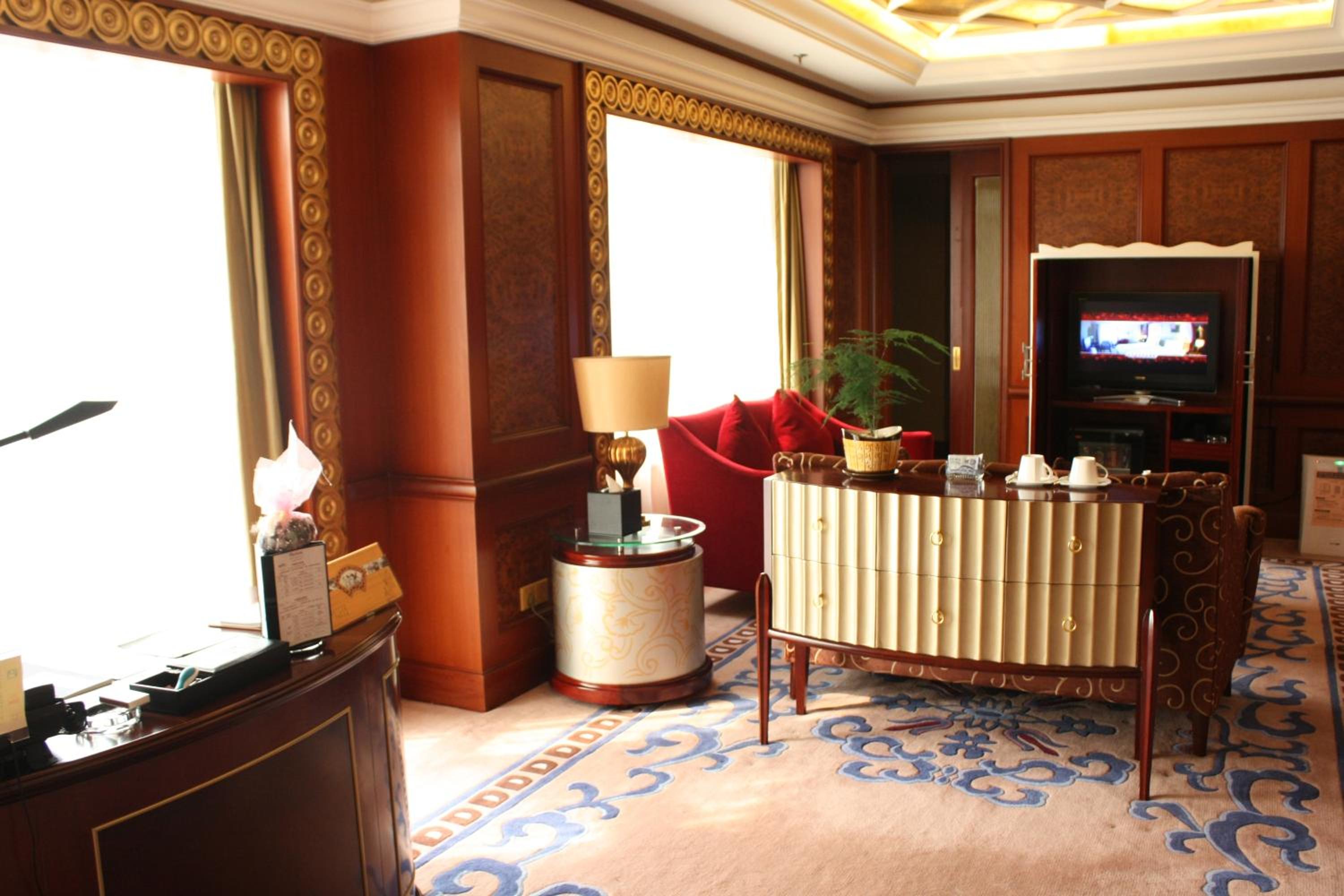 Executive Suite photo 2