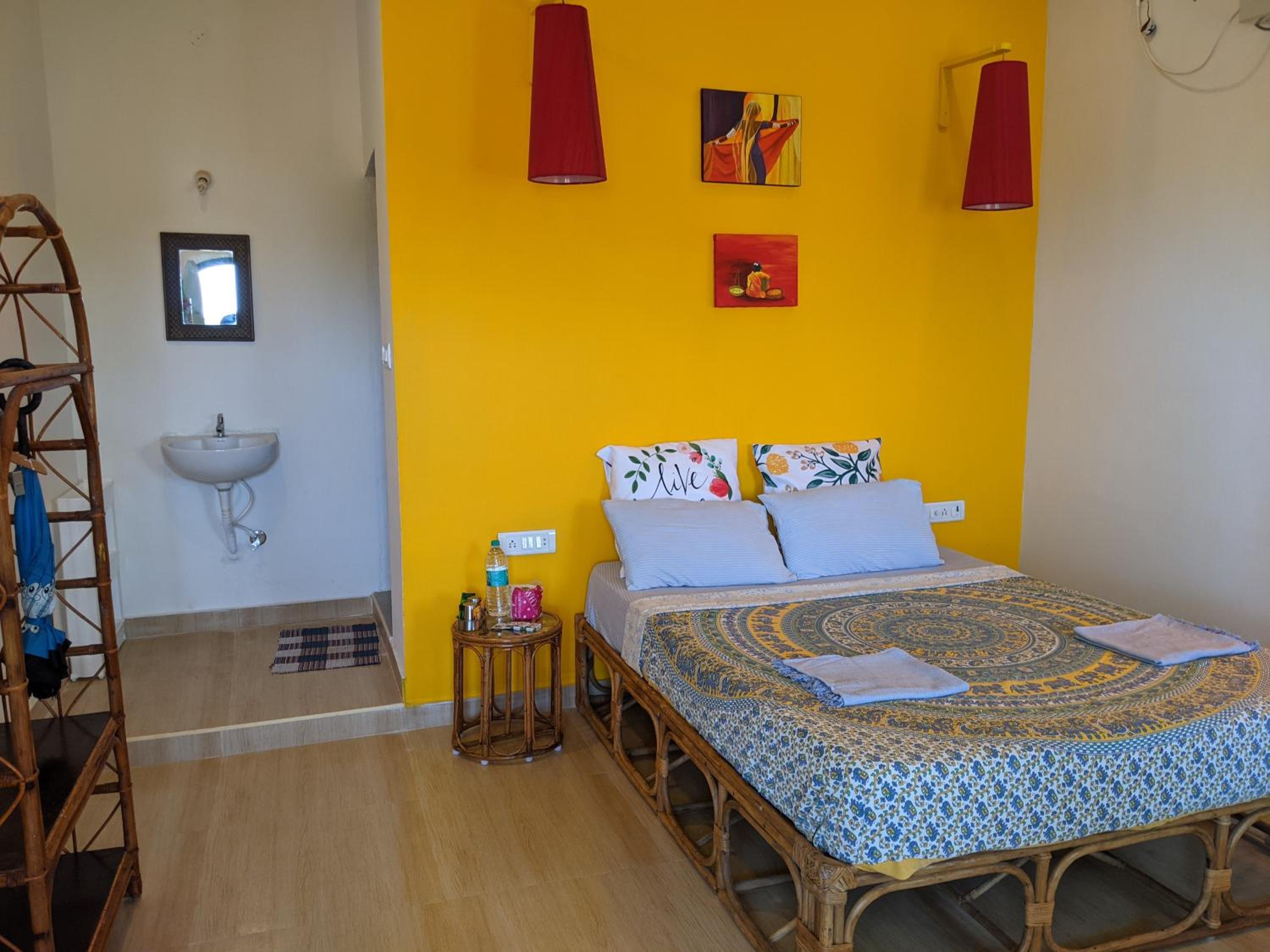 Deluxe Double Room with Balcony and Sea View photo 1