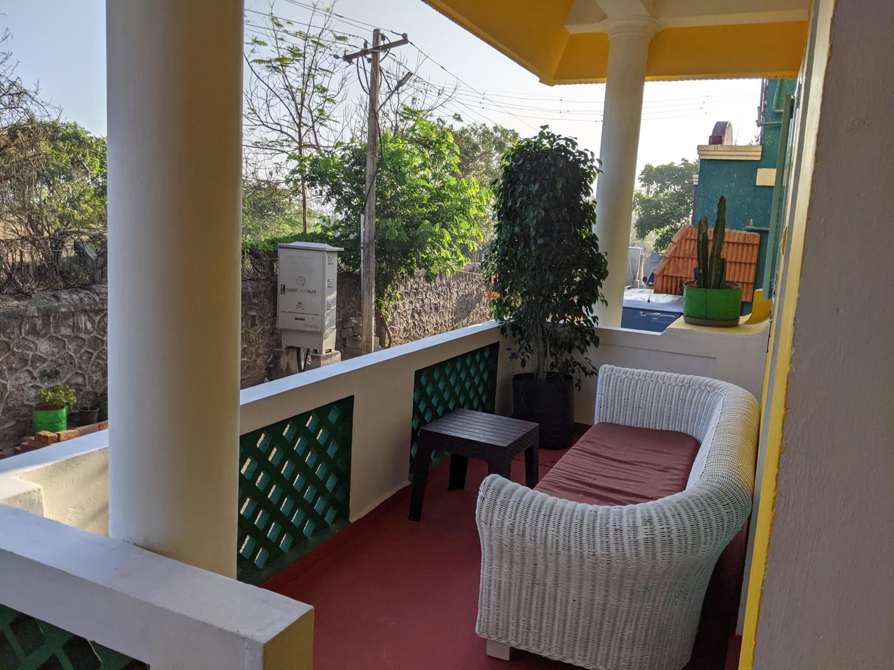 Deluxe Double Room with Balcony photo 2