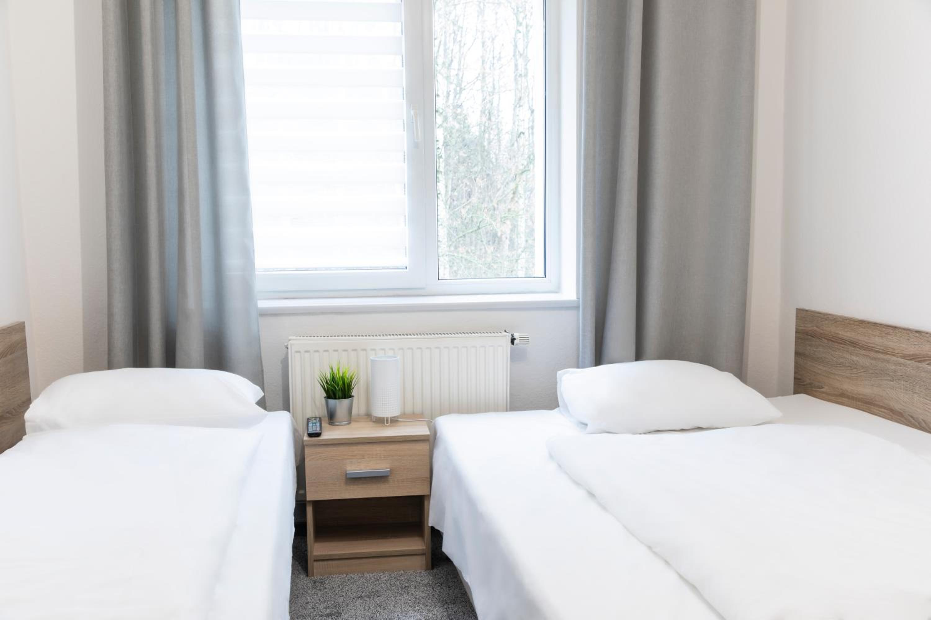 Double Room - Photo 2