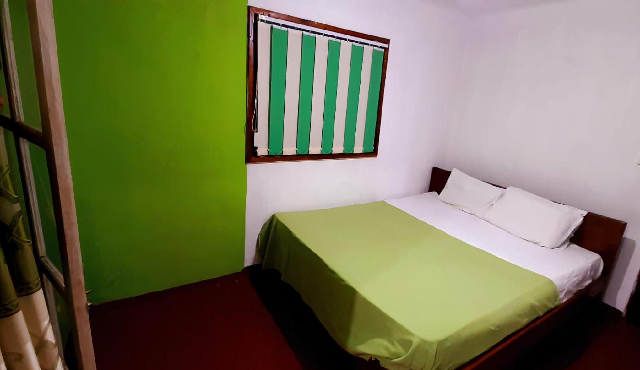 Budget Double Room photo 3