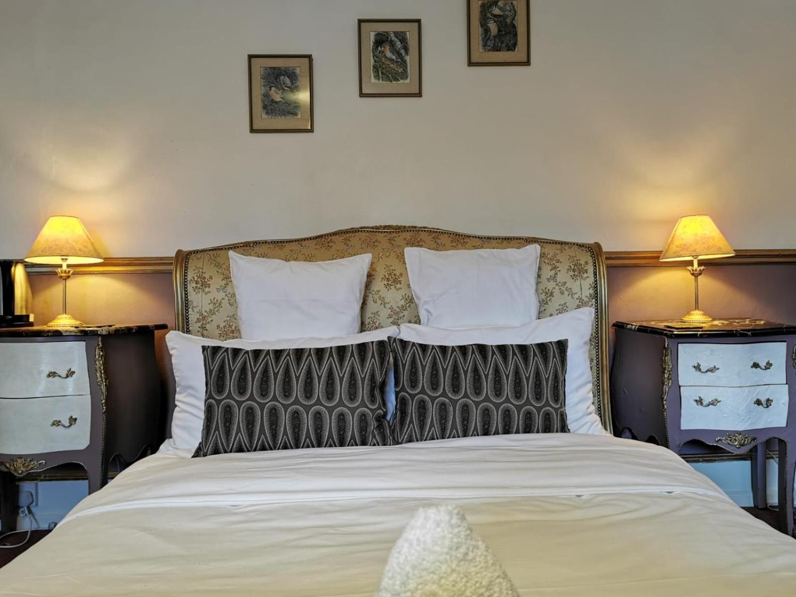 Deluxe Family Suite - Photo 1