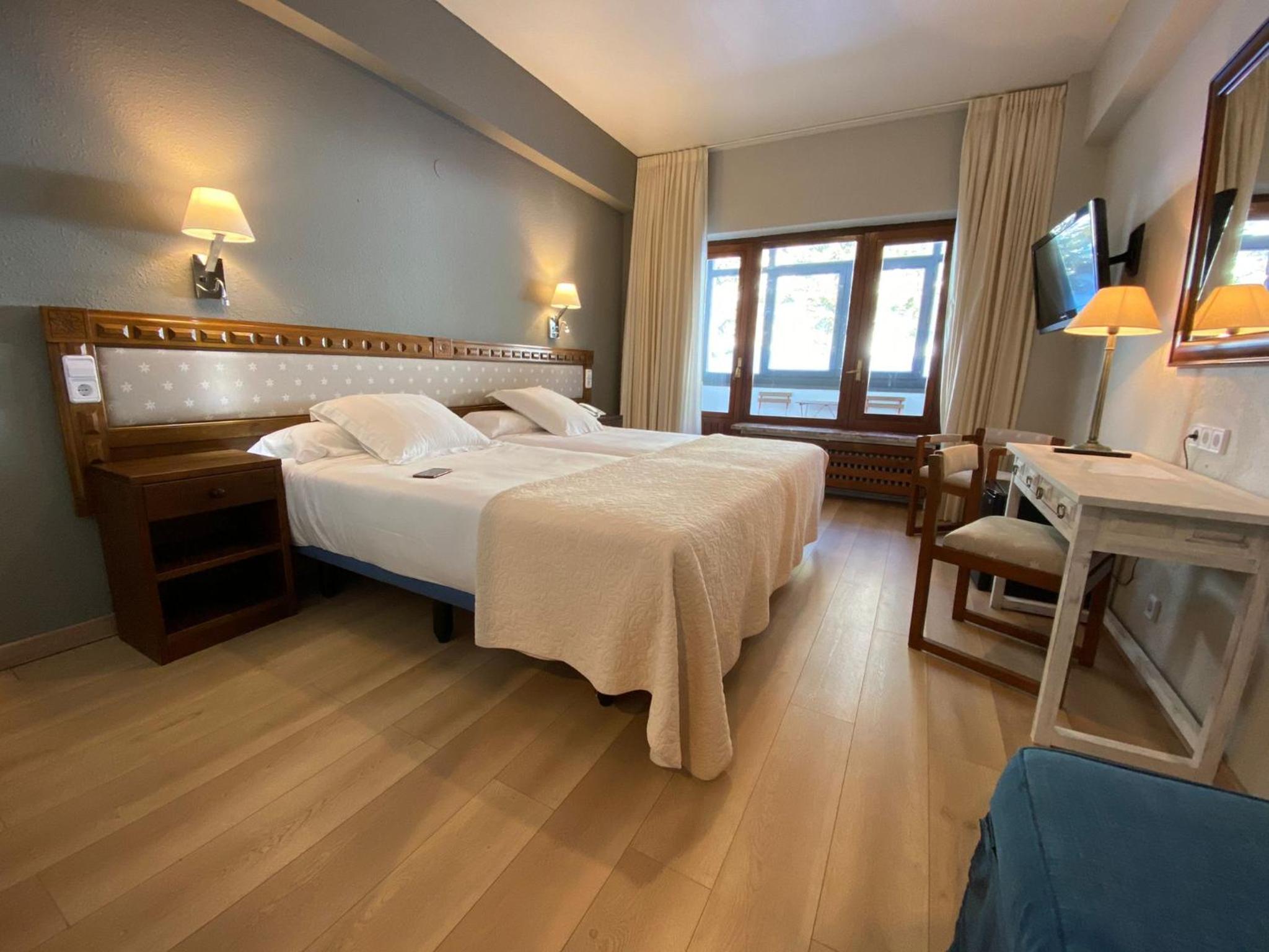 Standard Triple Room photo 3