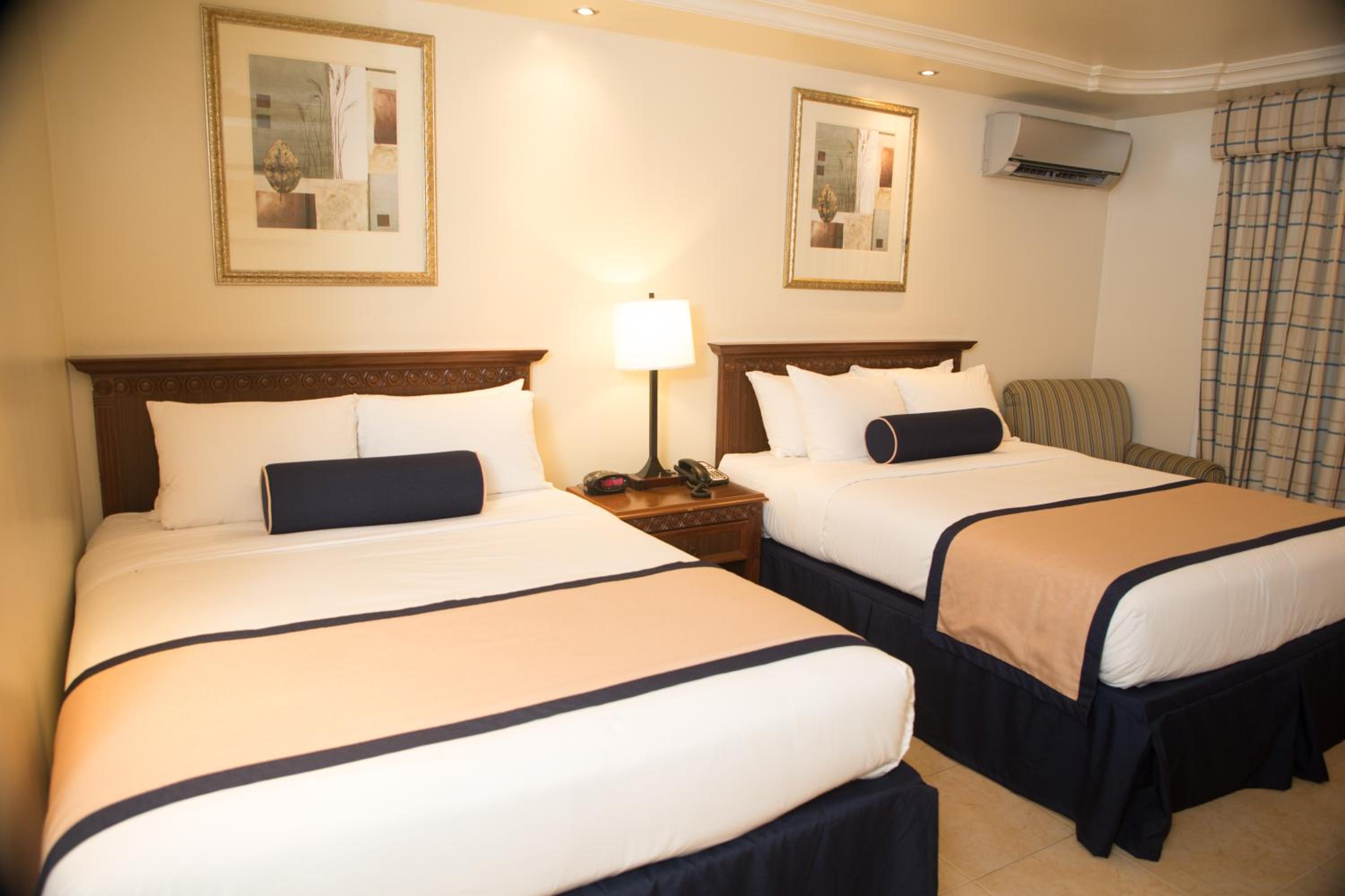Standard Queen Room with Two Queen Beds