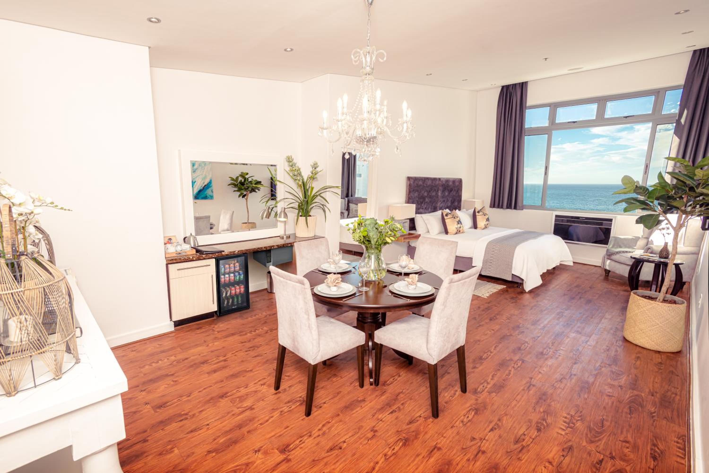 King Suite - Photo 4