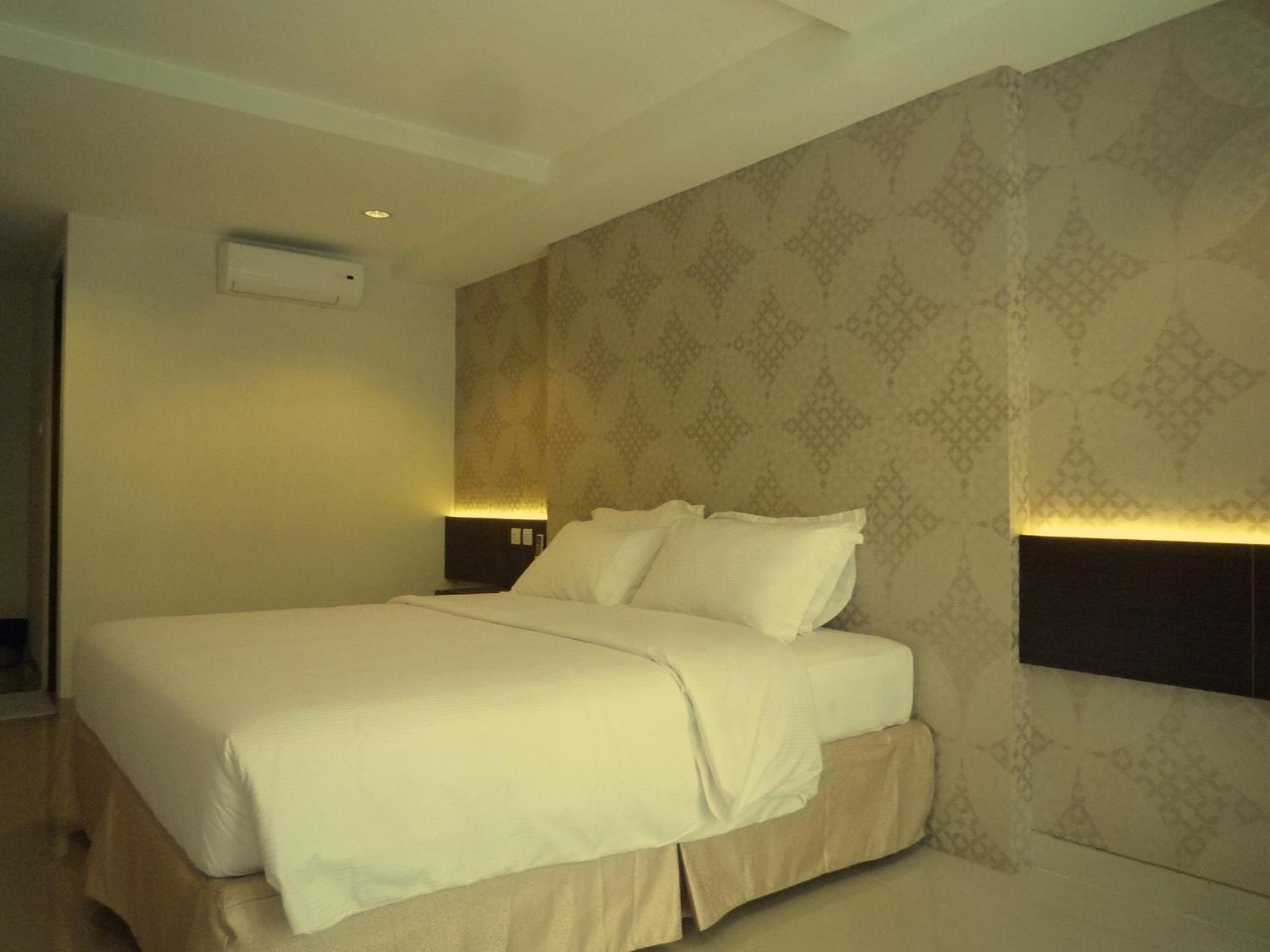 Deluxe Double or Twin Room photo 1