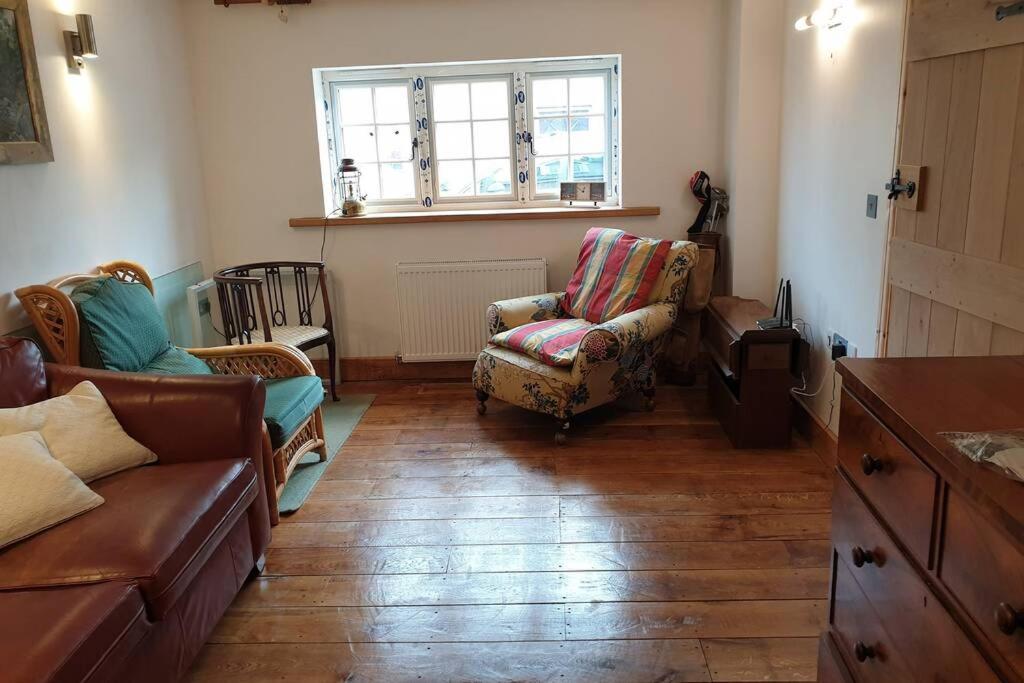 Two-Bedroom House photo 3