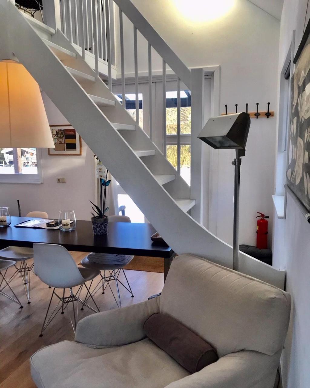 Two-Bedroom House - Photo 7