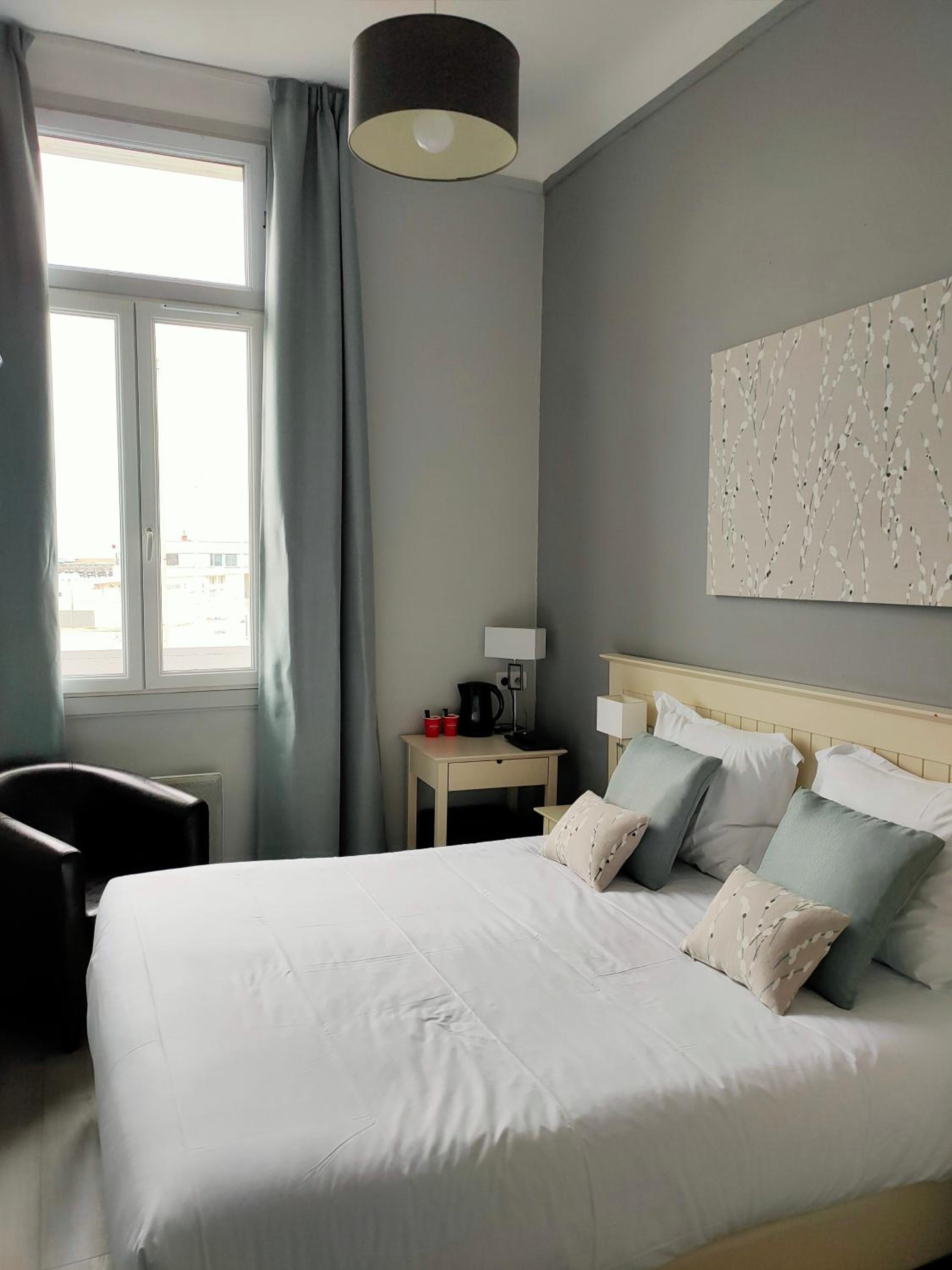Superior Single Room with Sea View