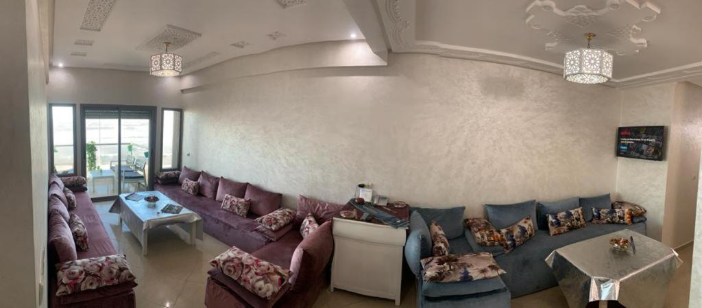 Apartment with Sea View - Photo 10