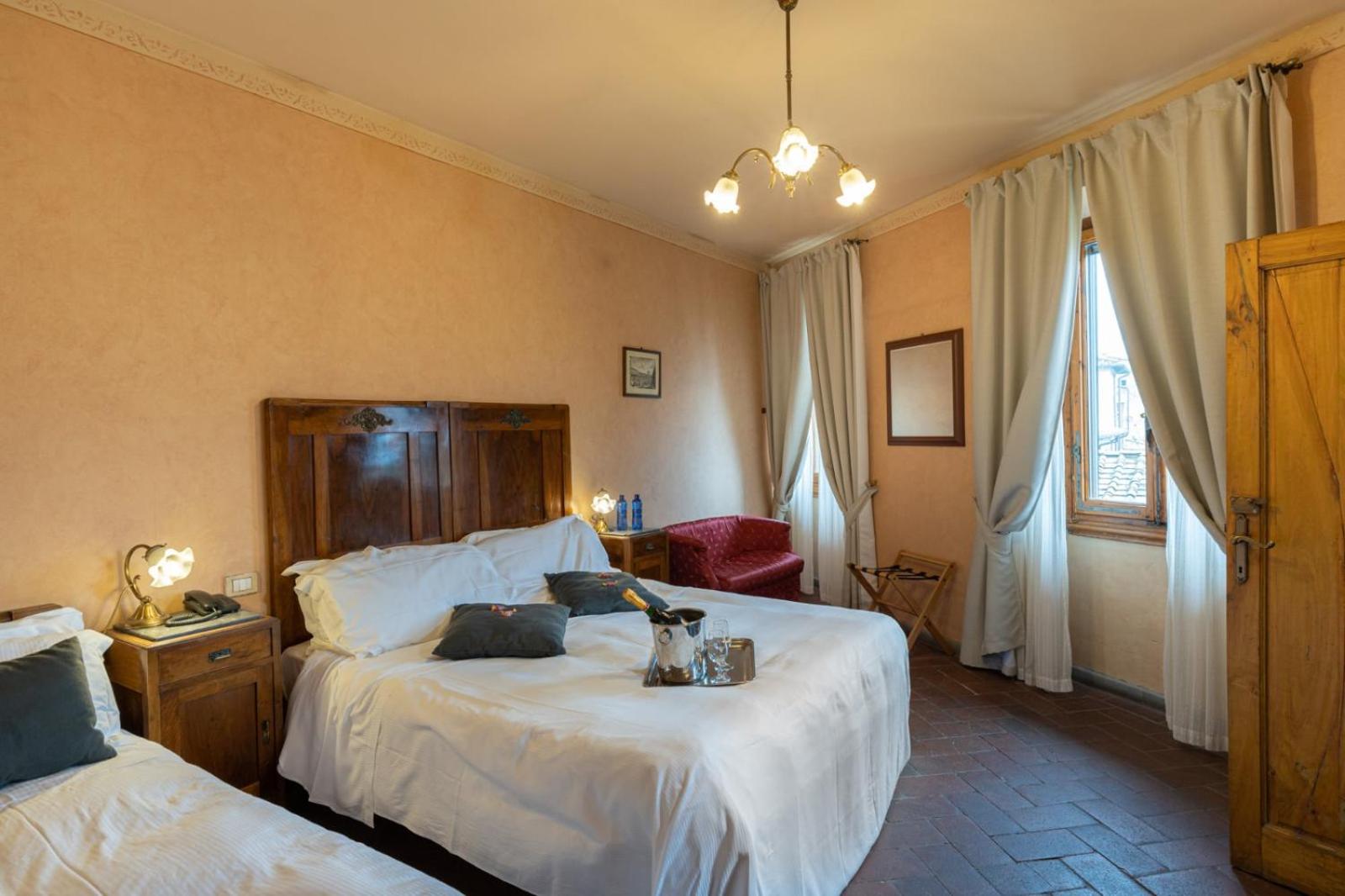 Triple Room - Photo 2