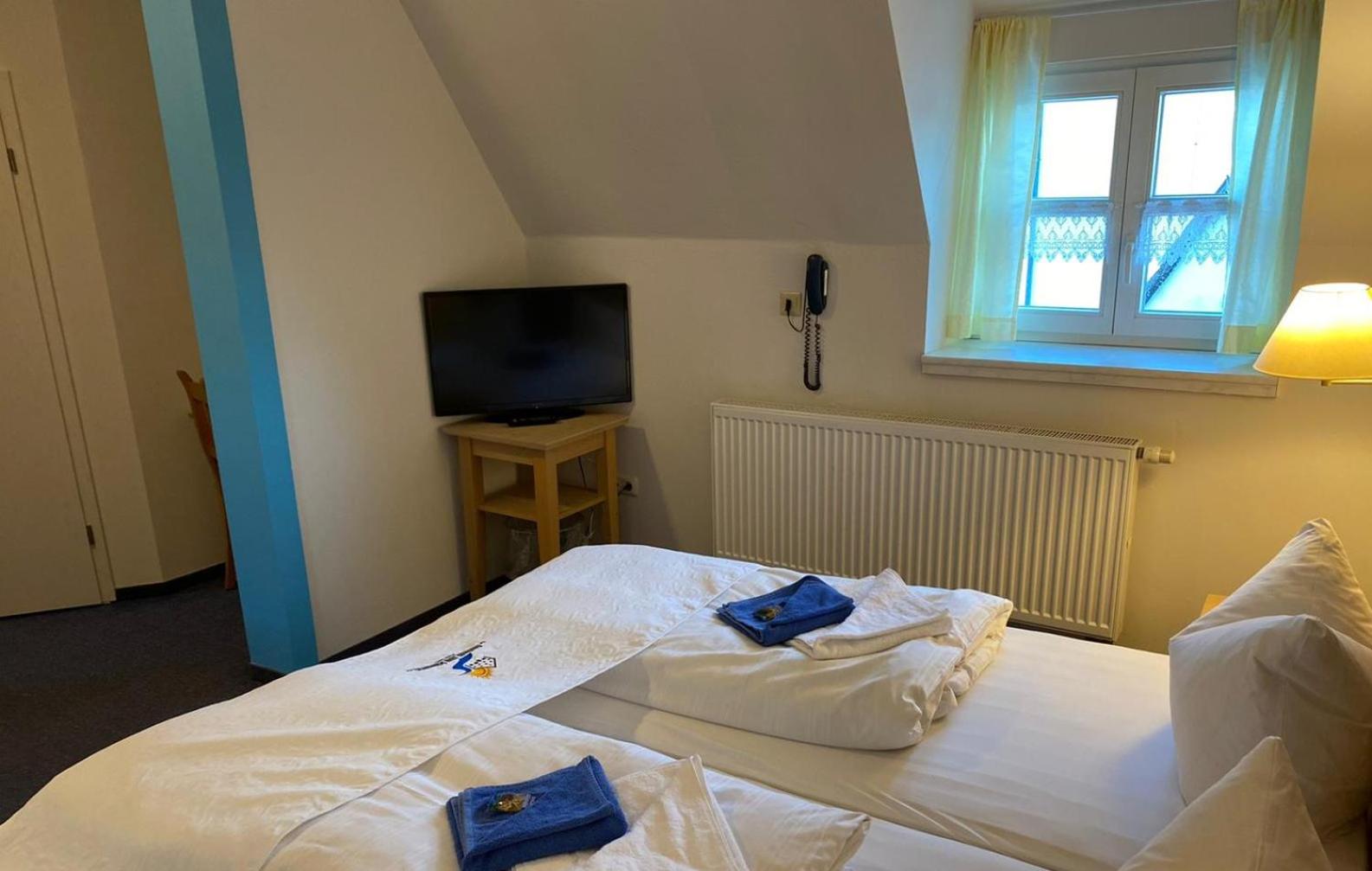 Double Room - Photo 1