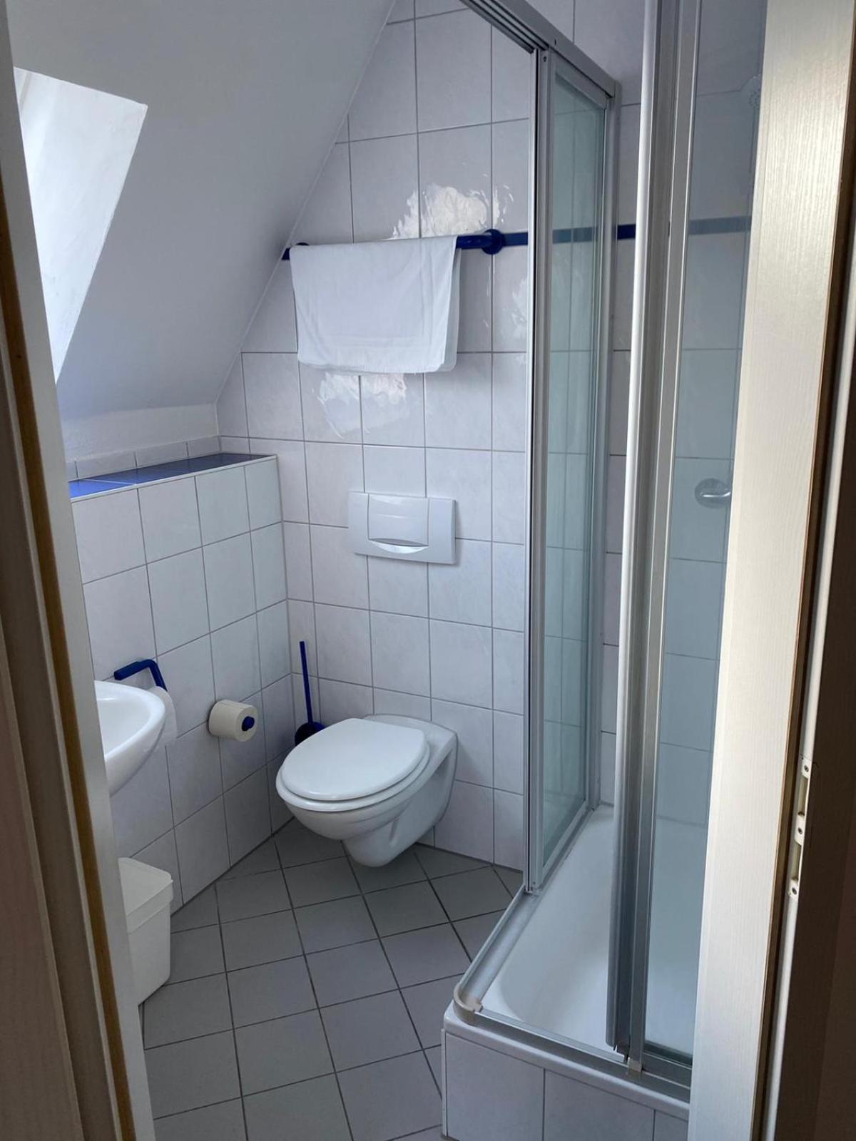 Double Room - Photo 4