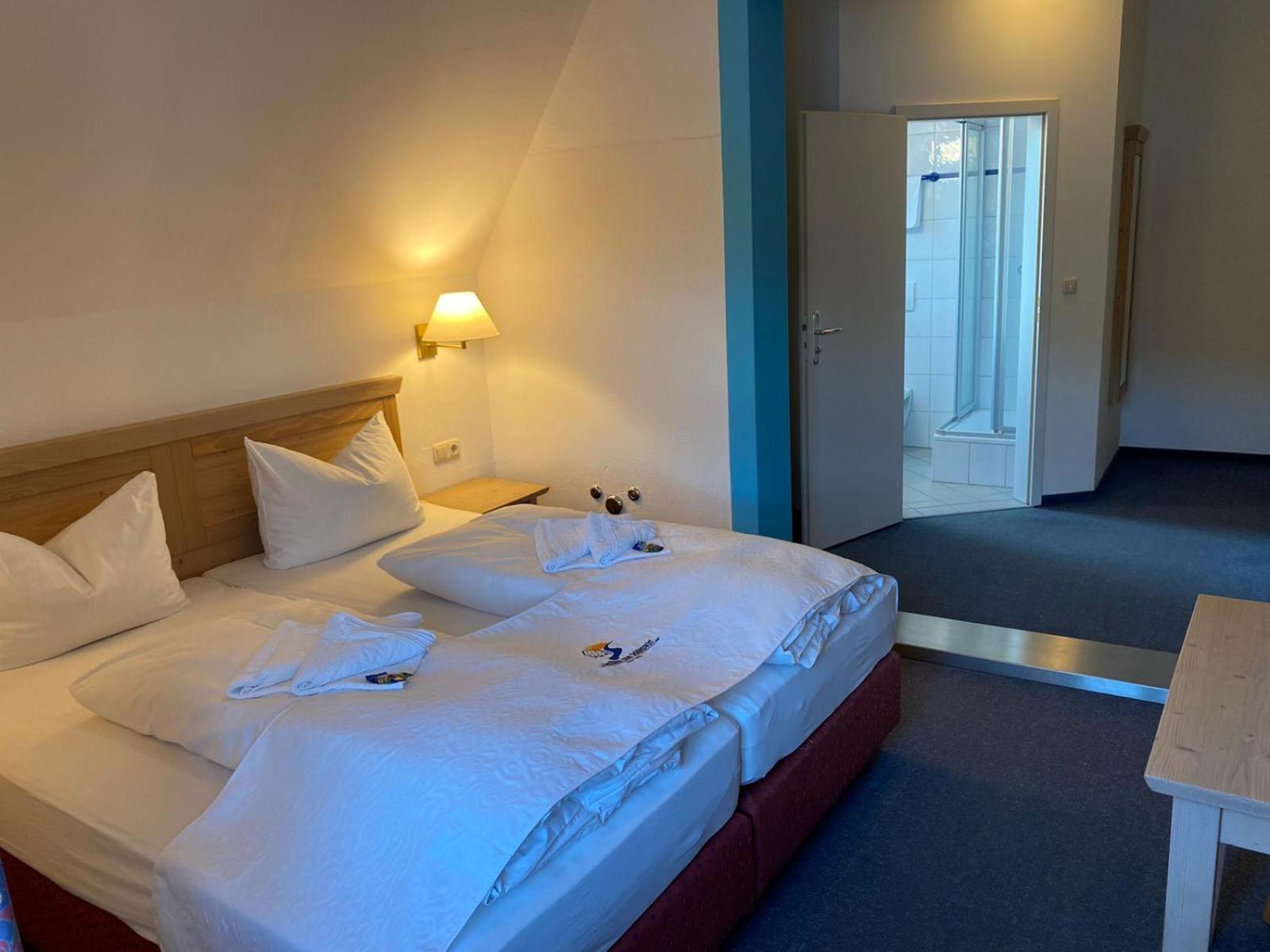 Double Room - Photo 6