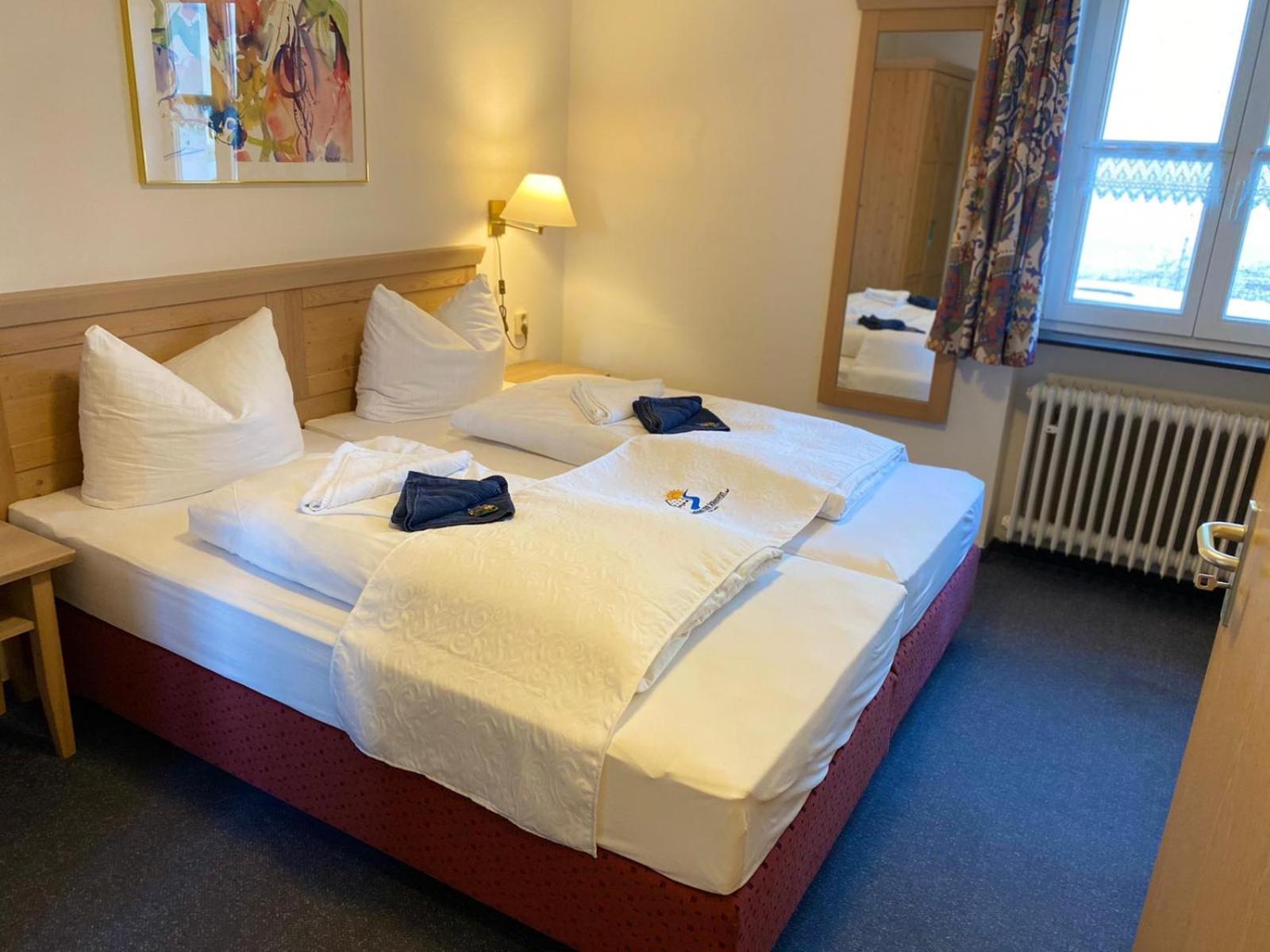 Double Room - Photo 7