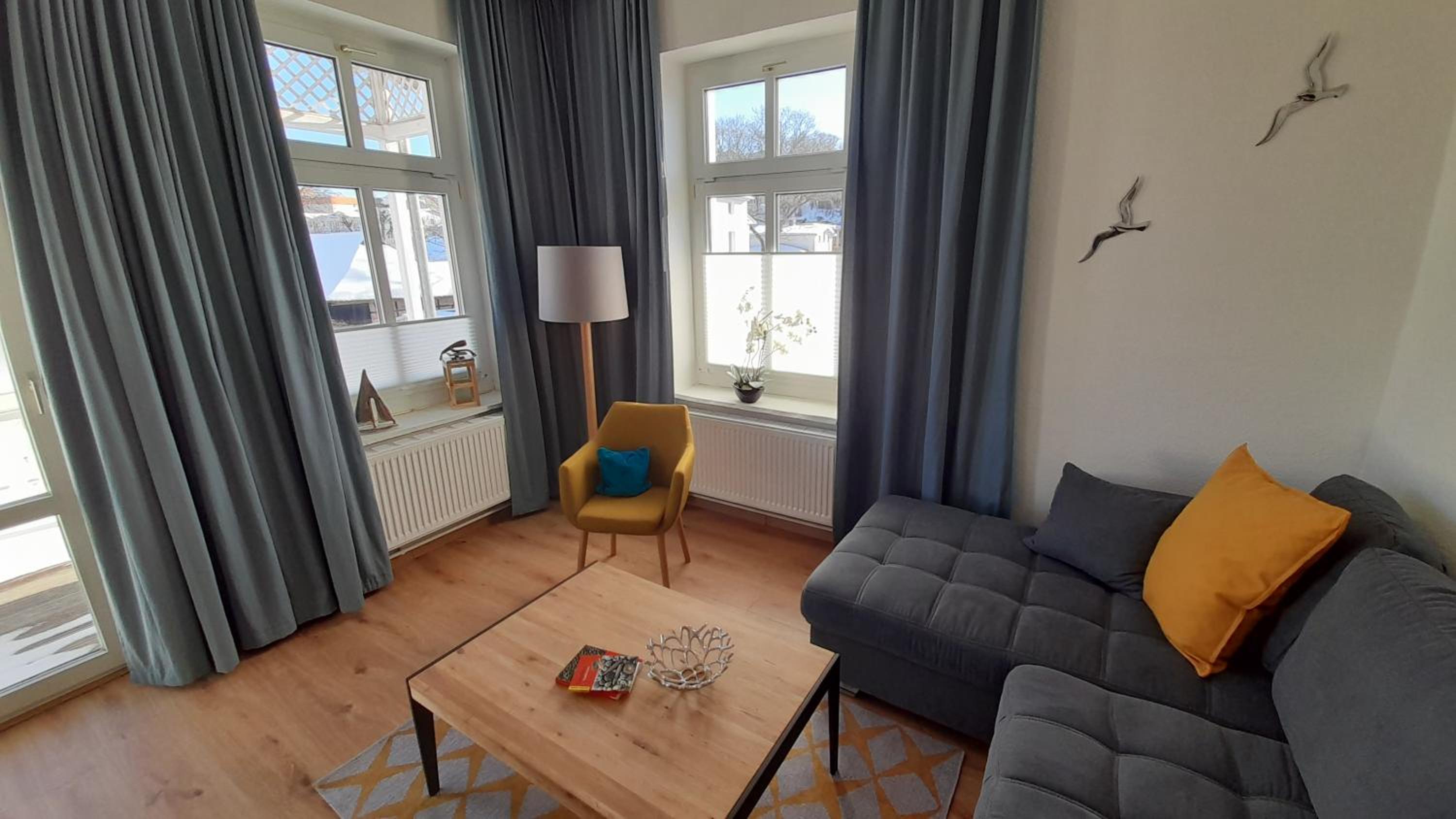 Apartment with Balcony - High Floor photo 2