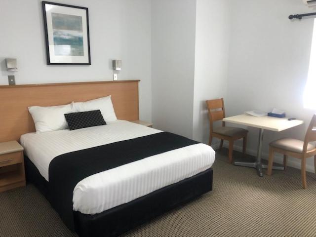 Queen Room - Photo 1