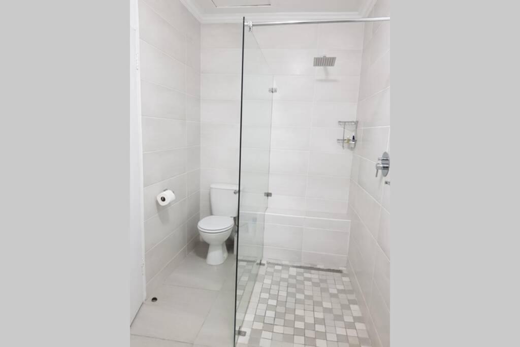 One-Bedroom Apartment - Photo 10