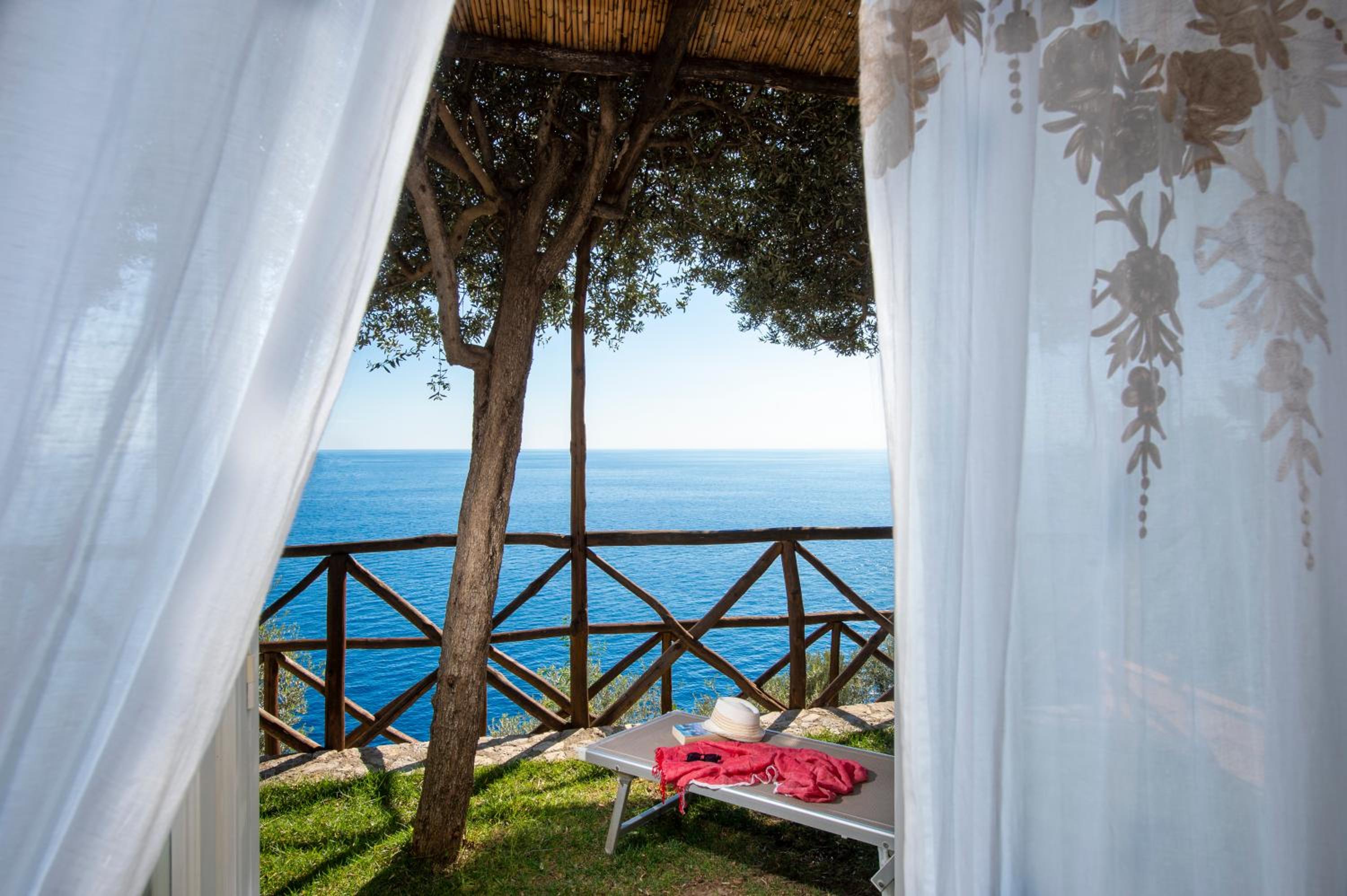 Double Room with Sea View - Photo 14