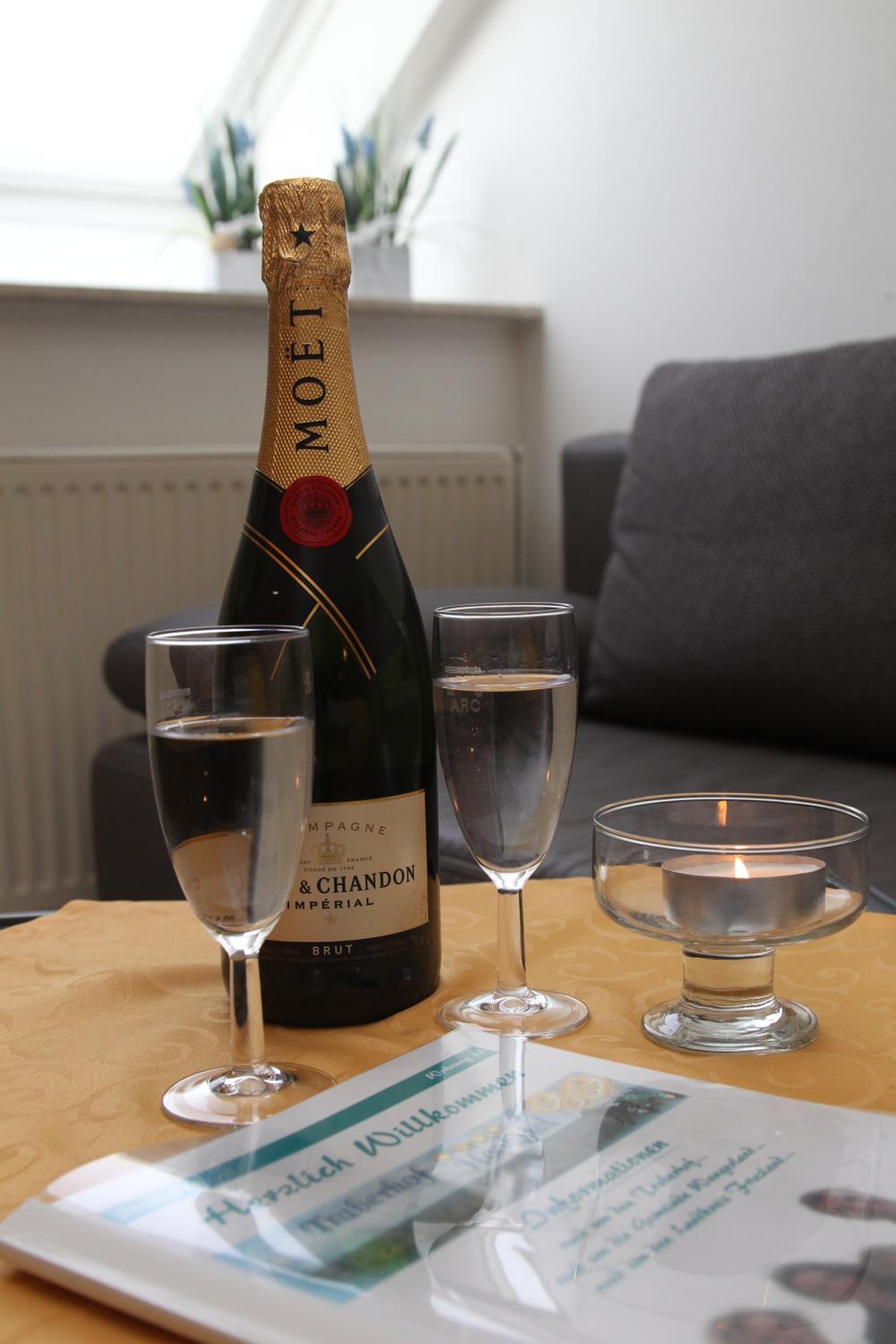 Studio Apartment 10 photo 3