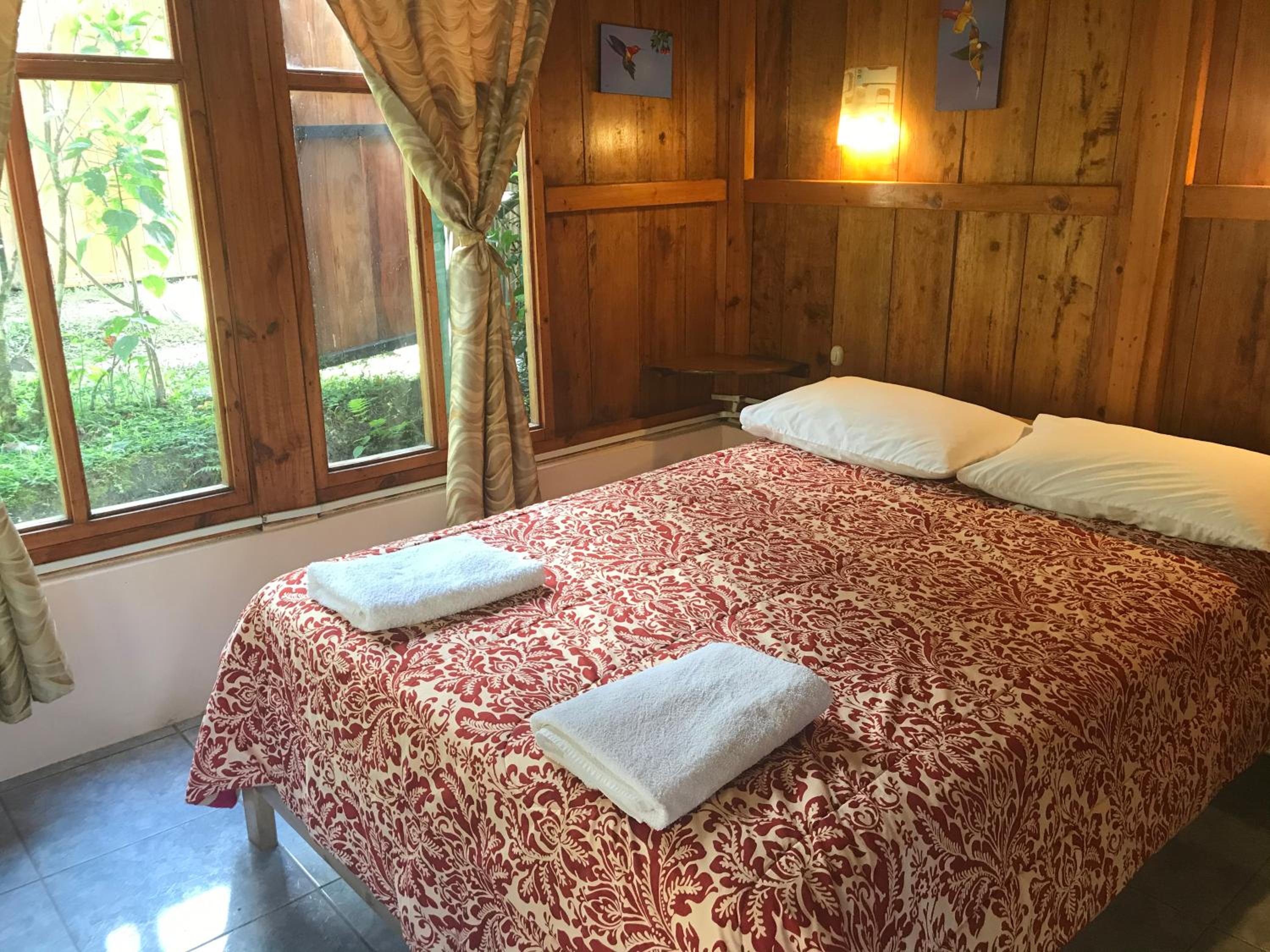 Queen Room photo 3