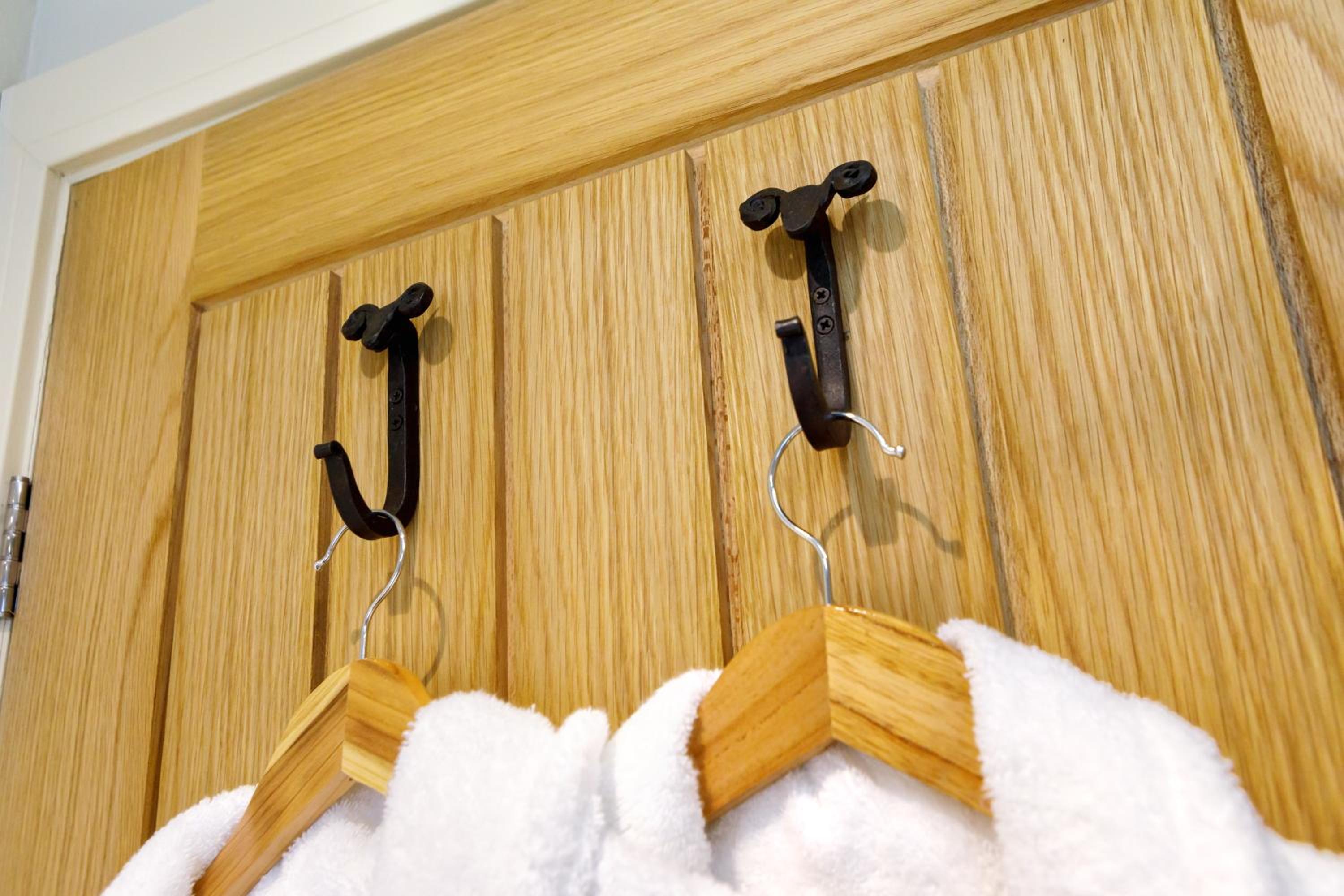 Deluxe Double or Twin Room - Photo 12