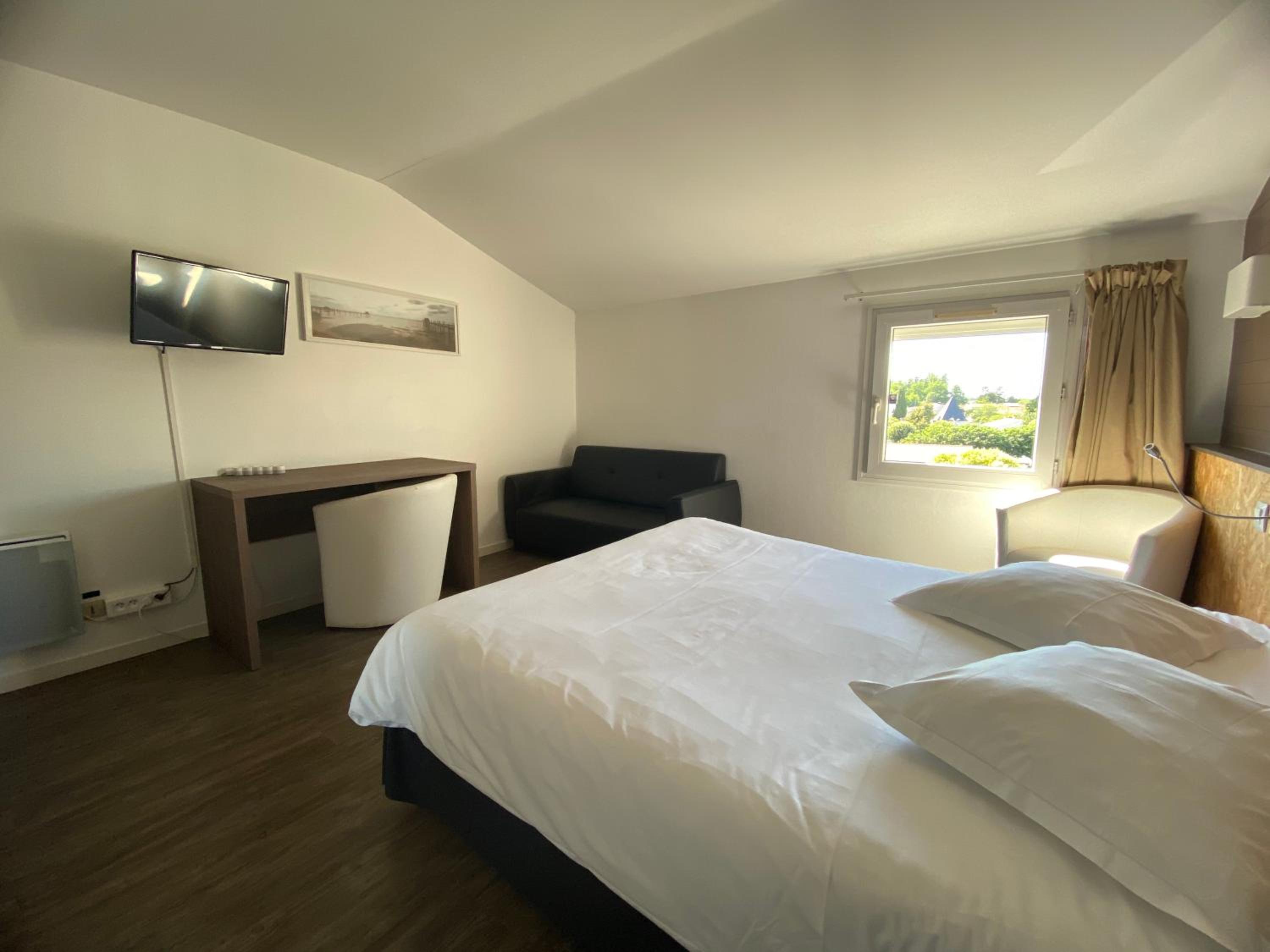 Superior Double Room photo 2