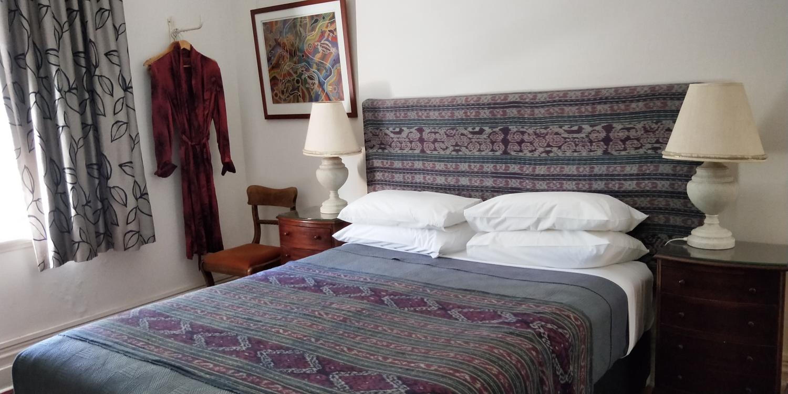 Superior Queen Room with Private External Bathroom