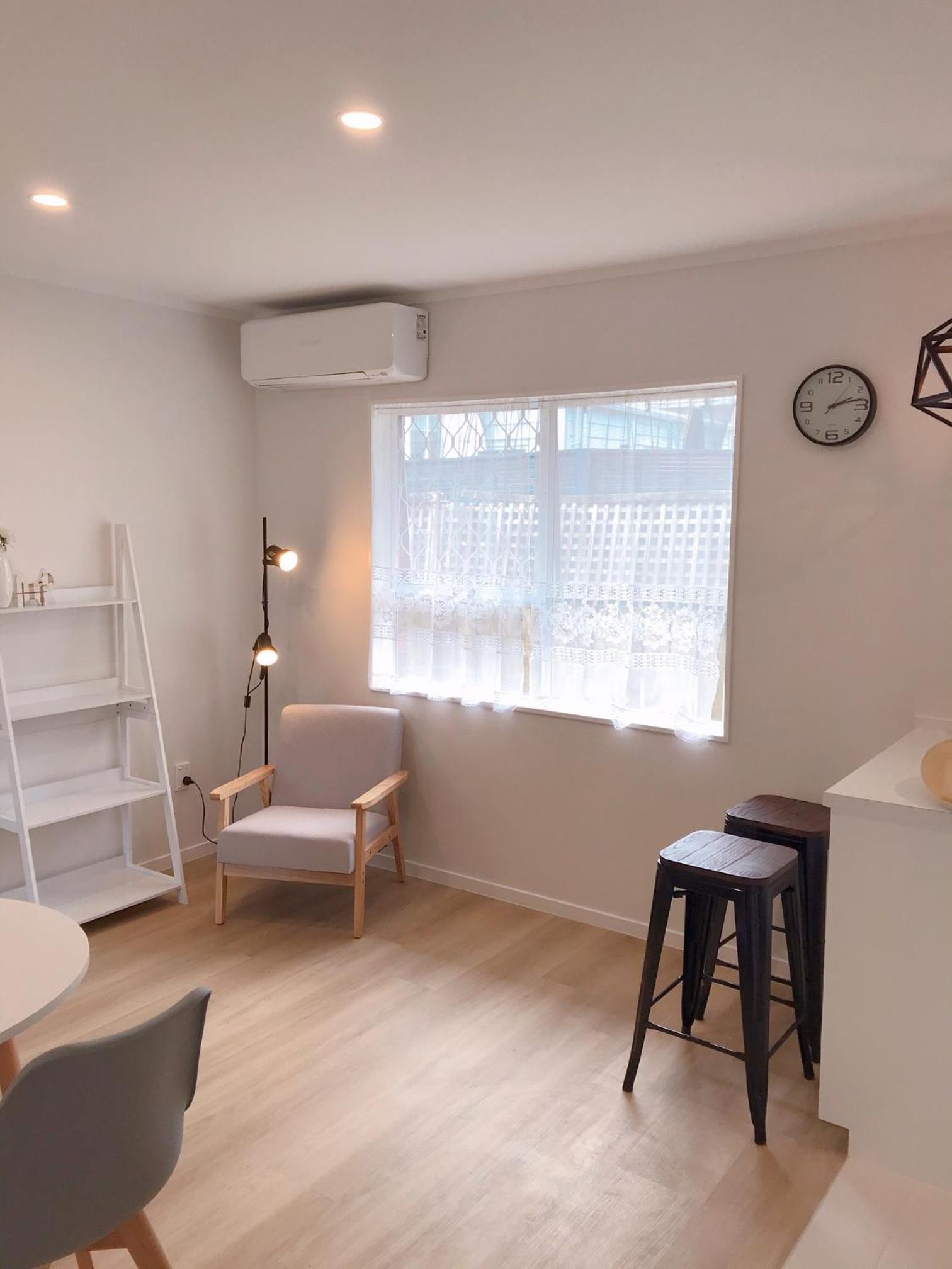 Two-Bedroom Townhouse - Photo 2