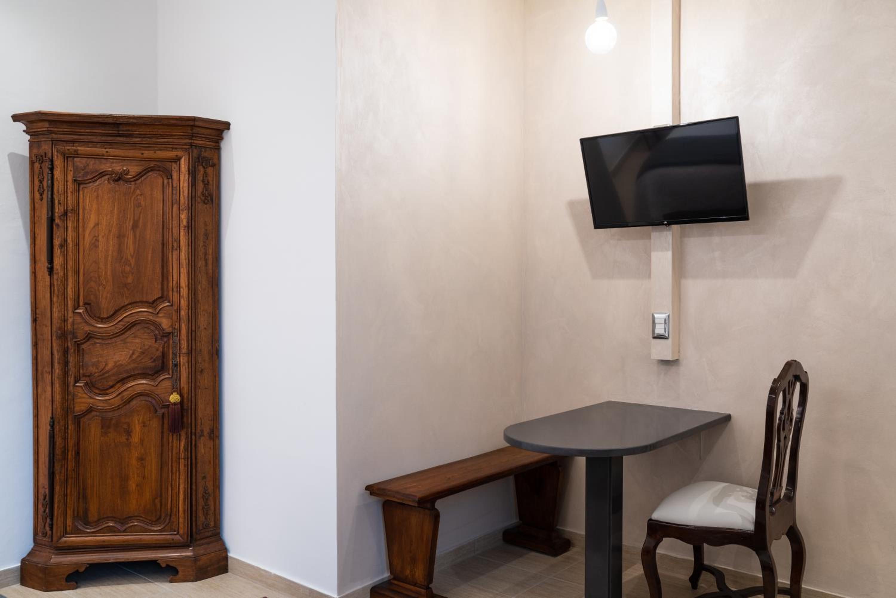 Apartment - Photo 4