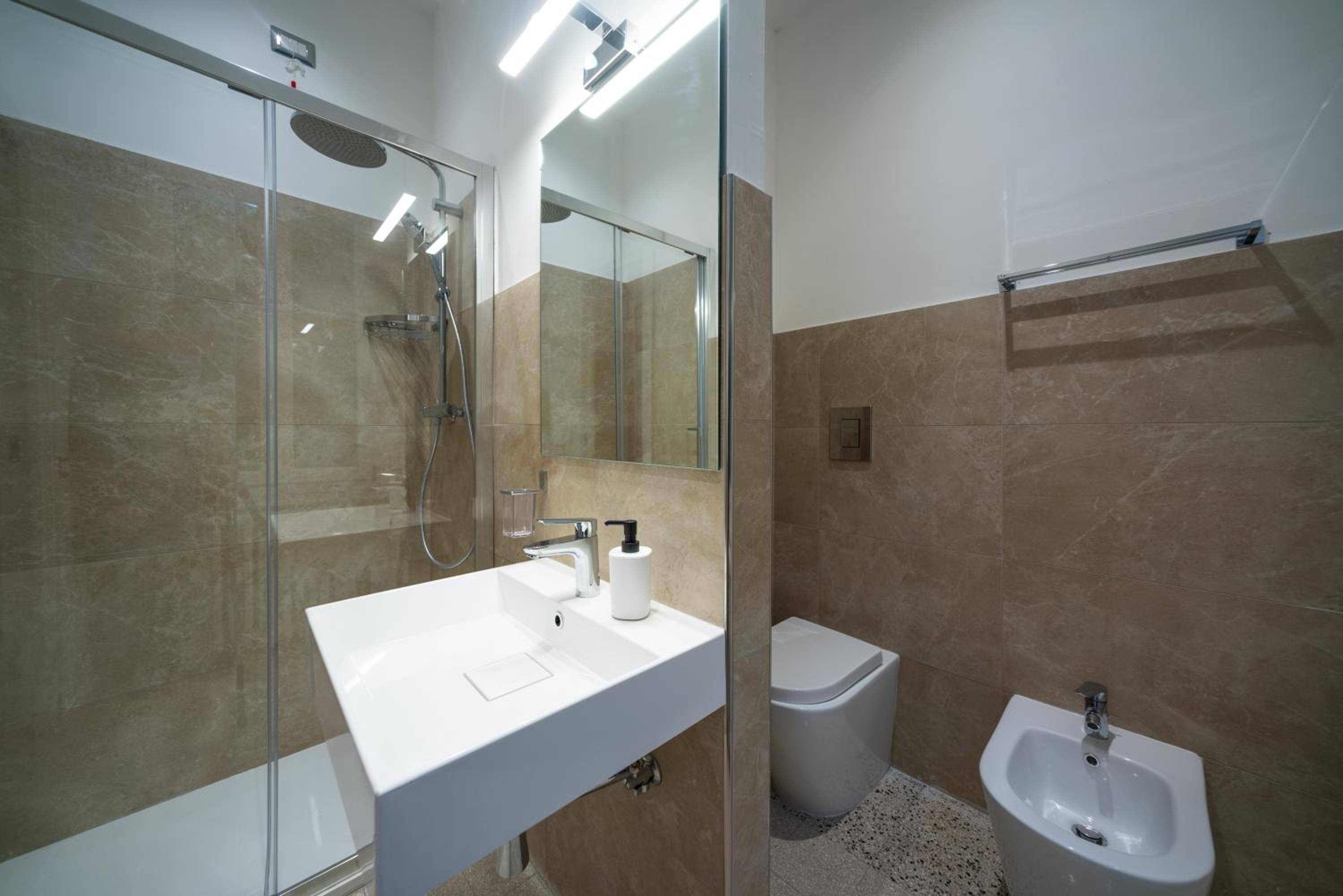 Apartment - Photo 21