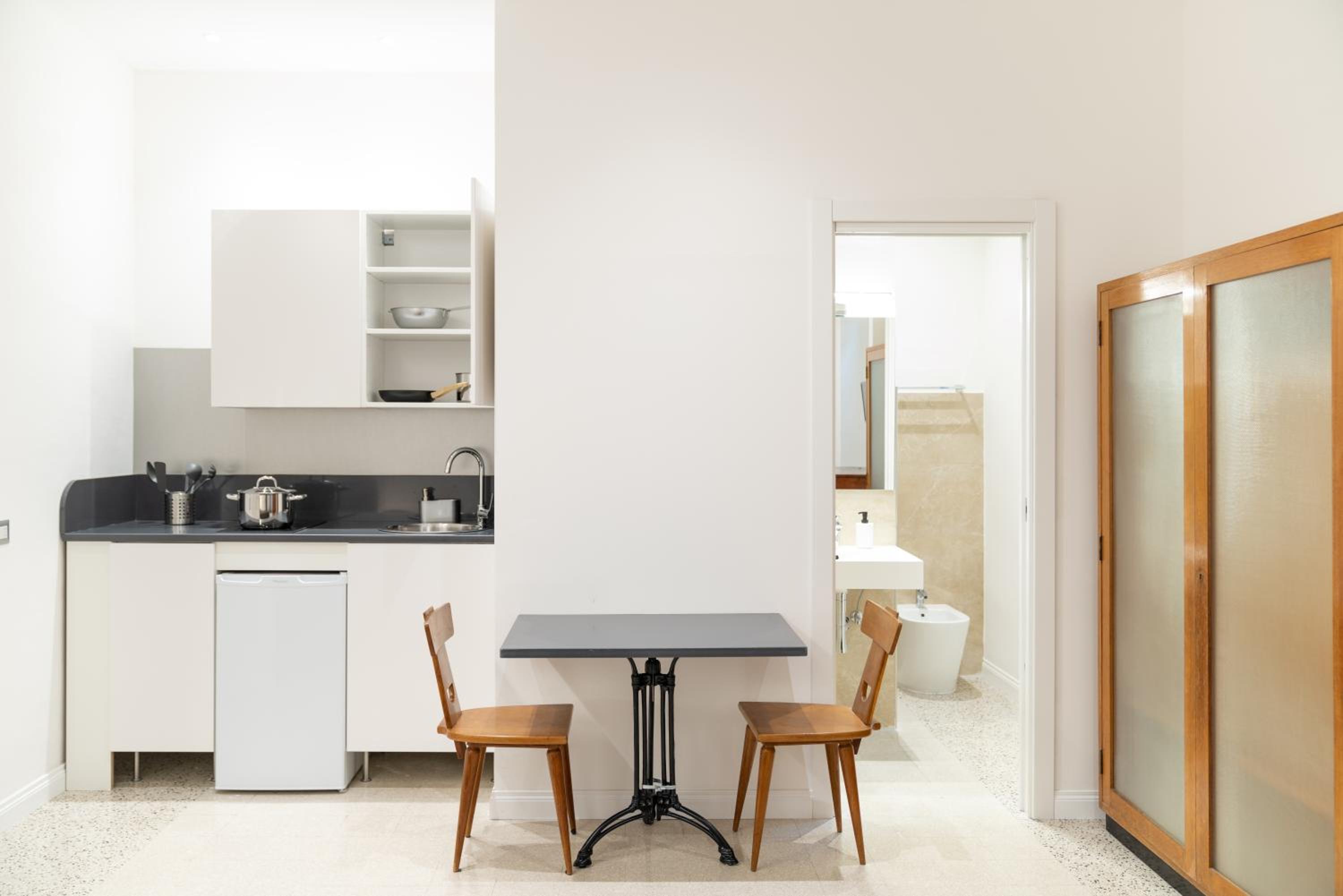 Apartment - Photo 19