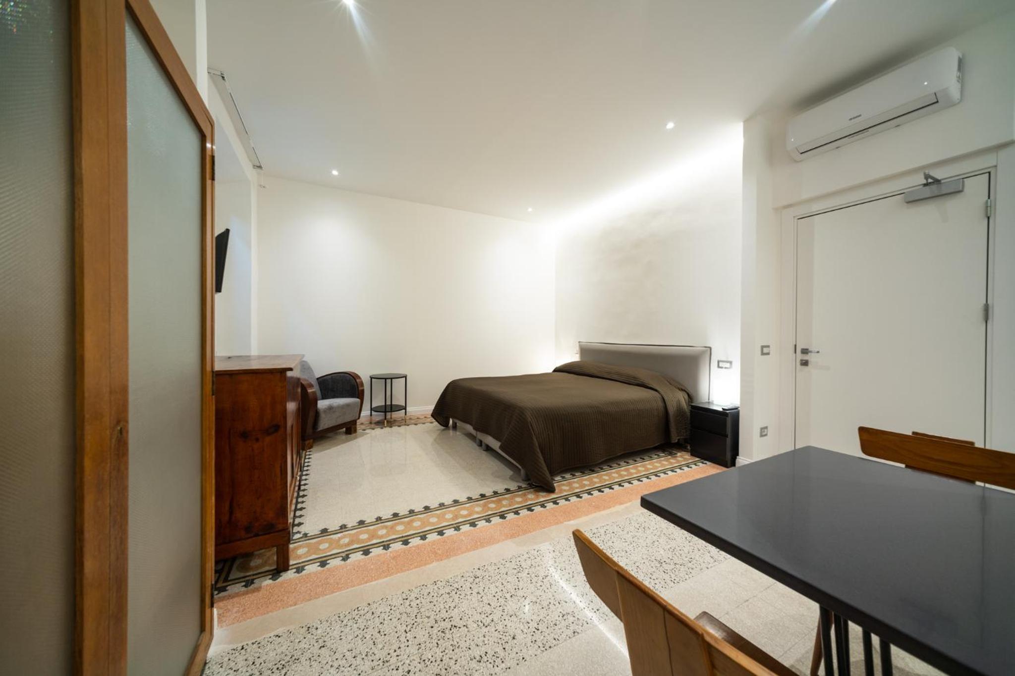 Apartment - Photo 17