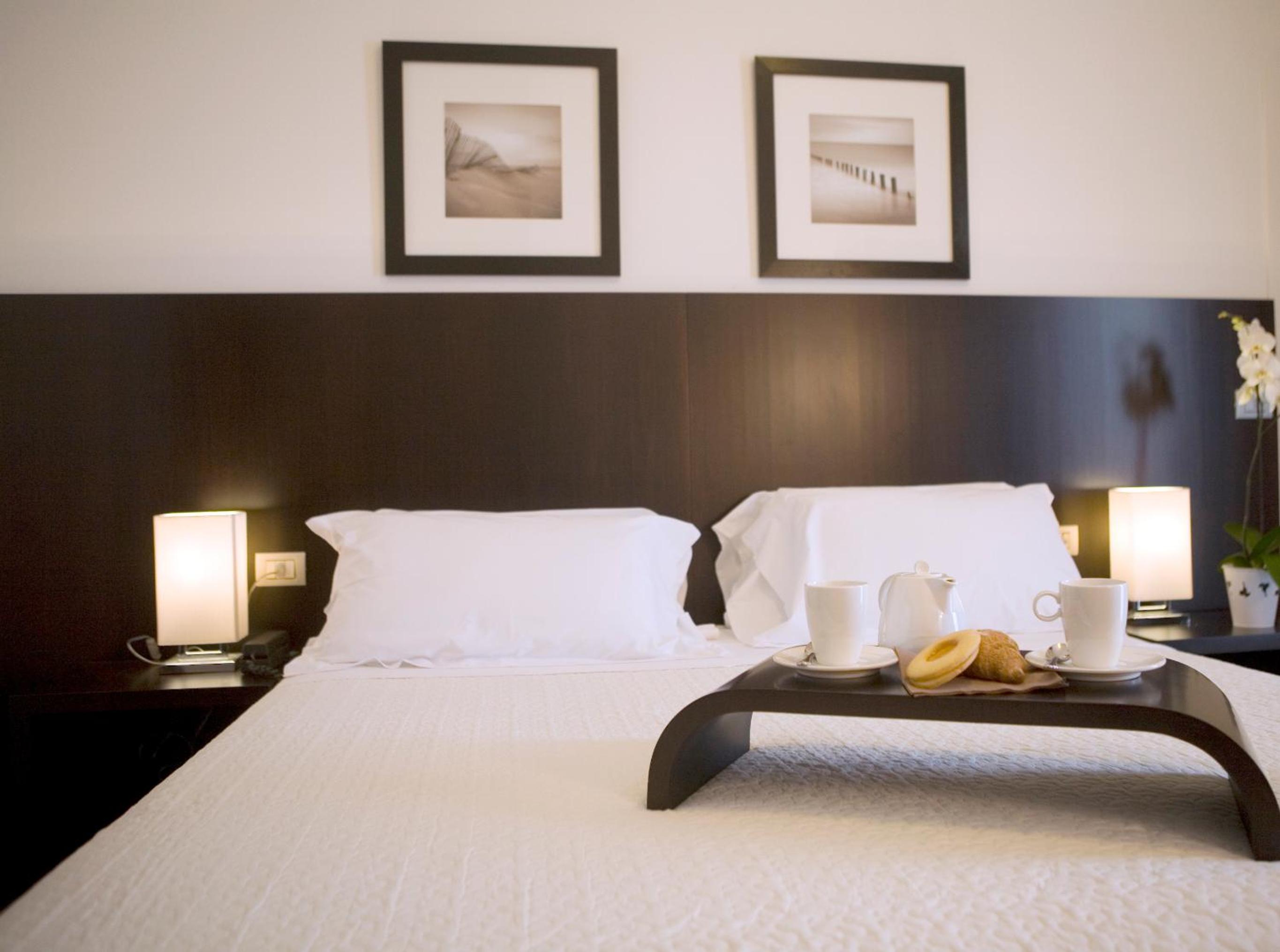 Double or Twin Room photo 1