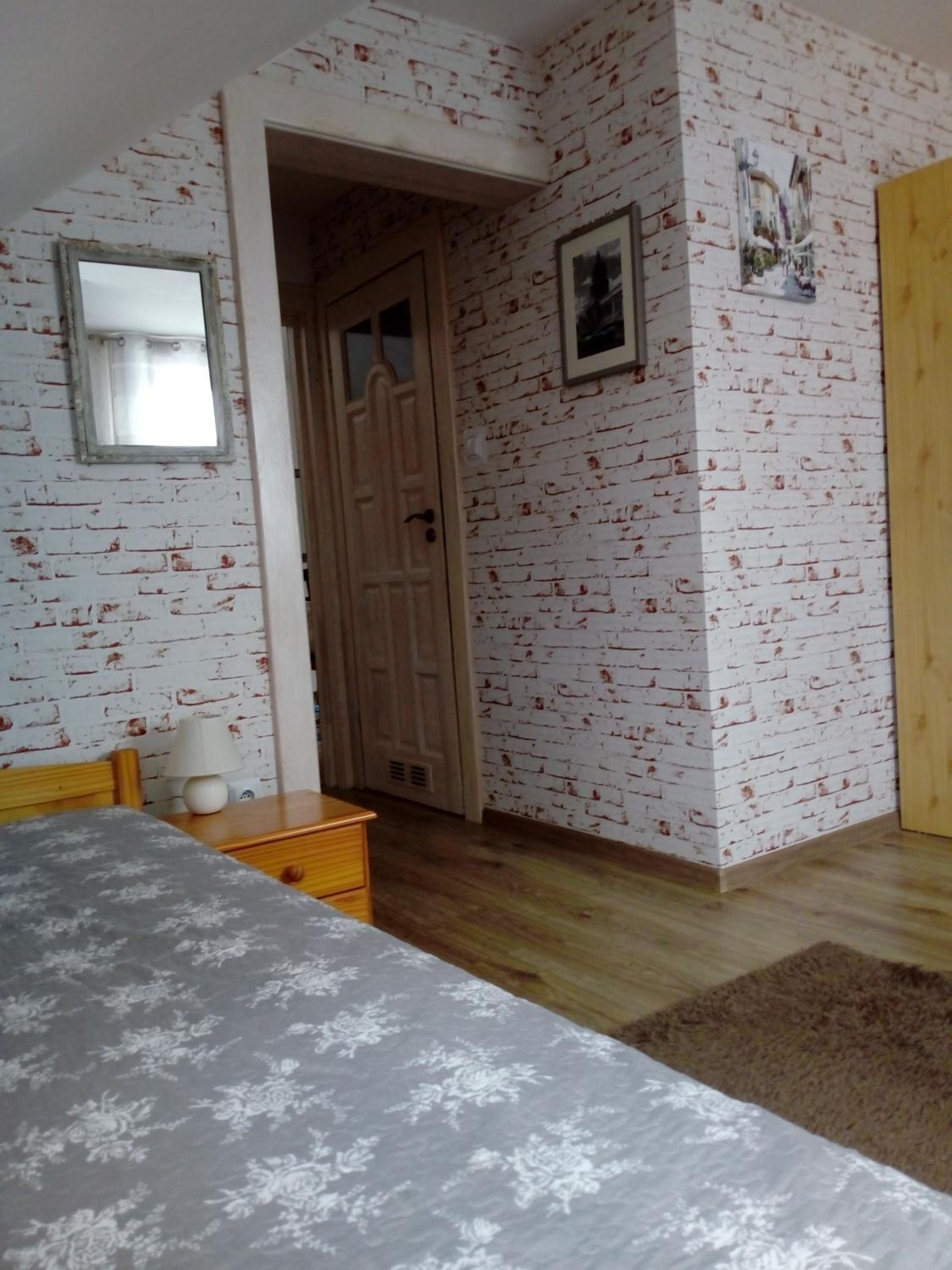 Triple Room with Private Bathroom - Photo 15