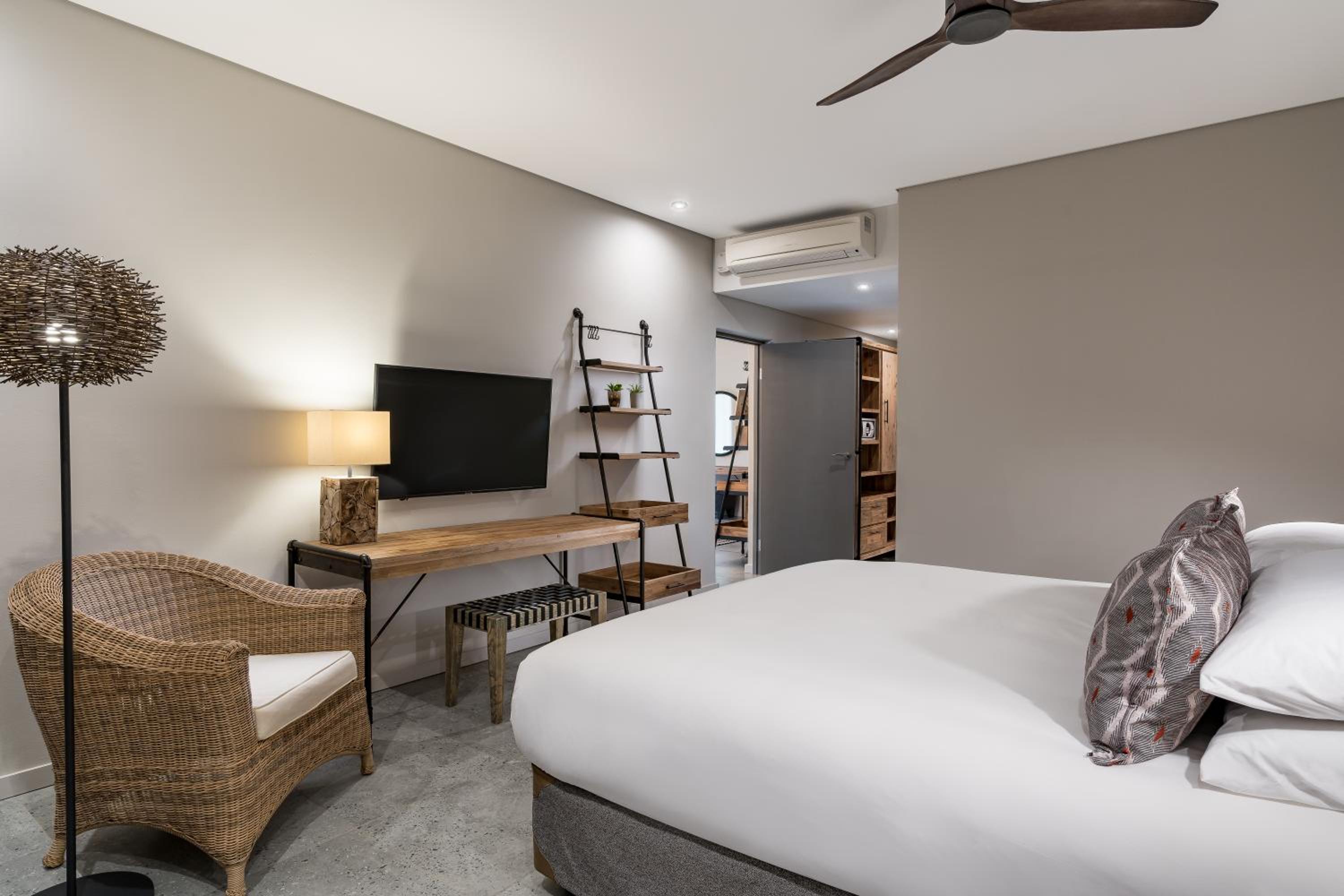Kruger Executive Suite