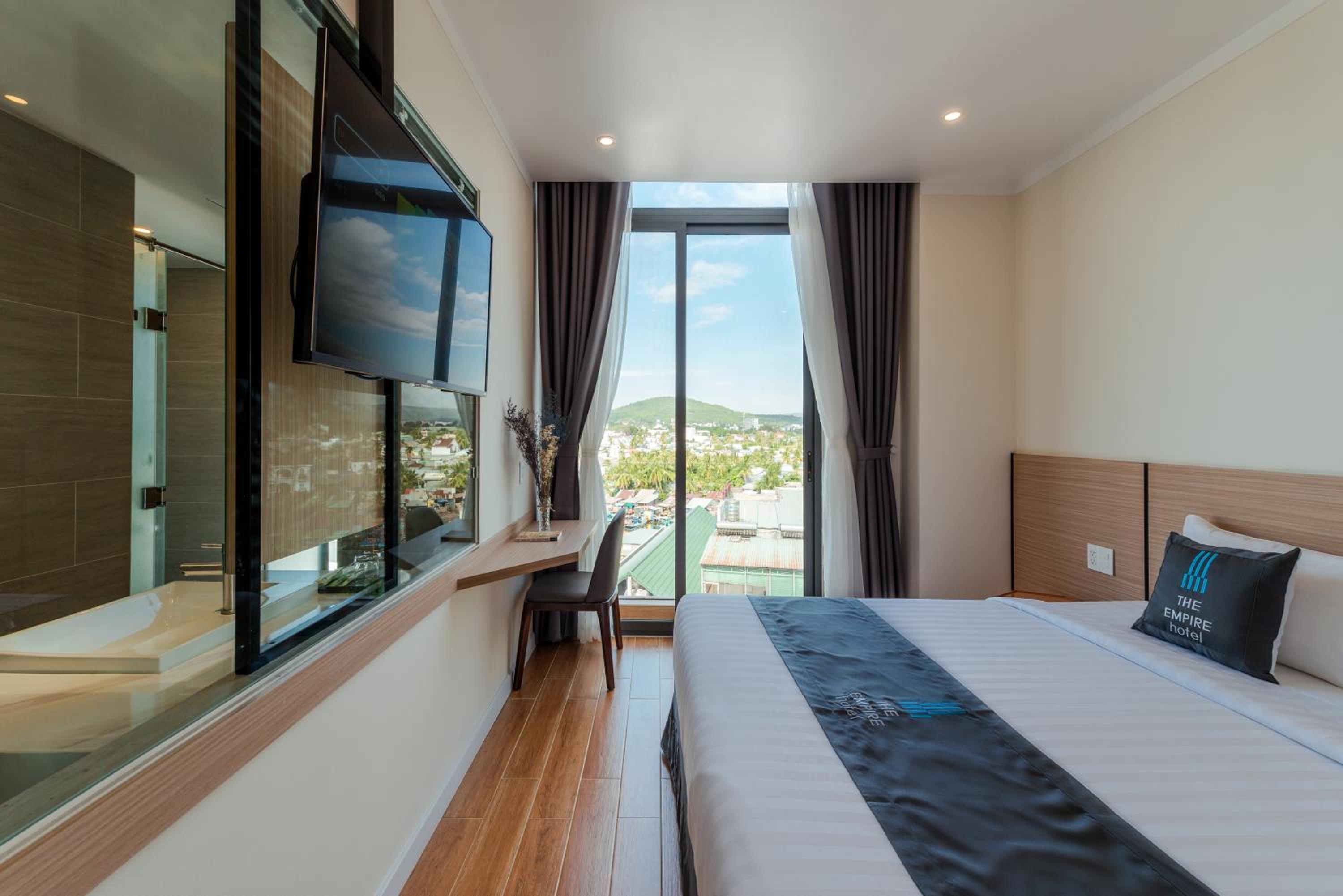 Deluxe Double Room - Photo 10